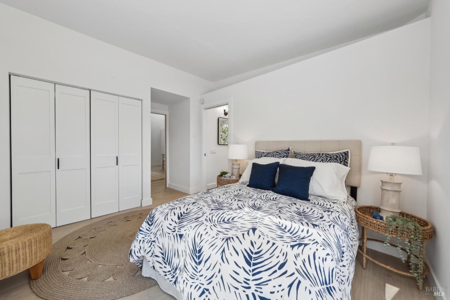 7 Upper Ridgeway Ave