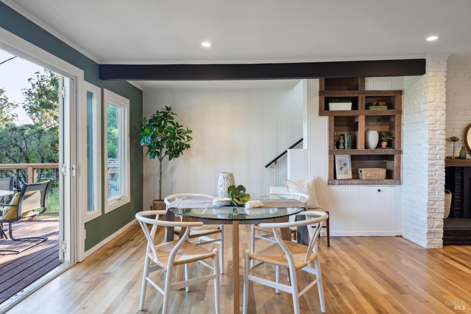 7 Upper Ridgeway Ave