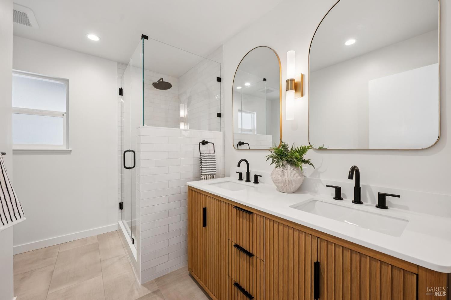 76 Santa Maria Dr
