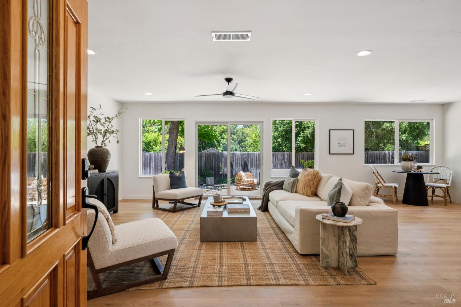 76 Santa Maria Dr