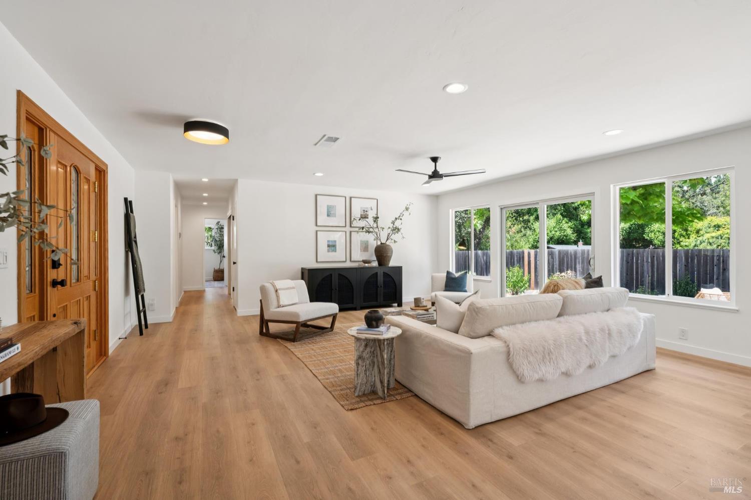76 Santa Maria Dr