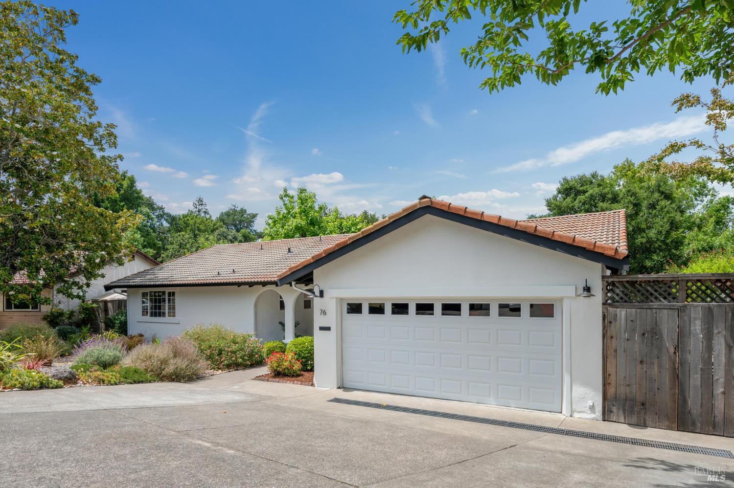 76 Santa Maria Dr