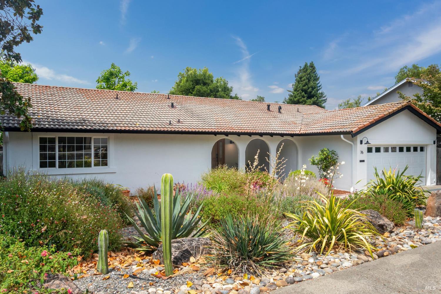 76 Santa Maria Dr