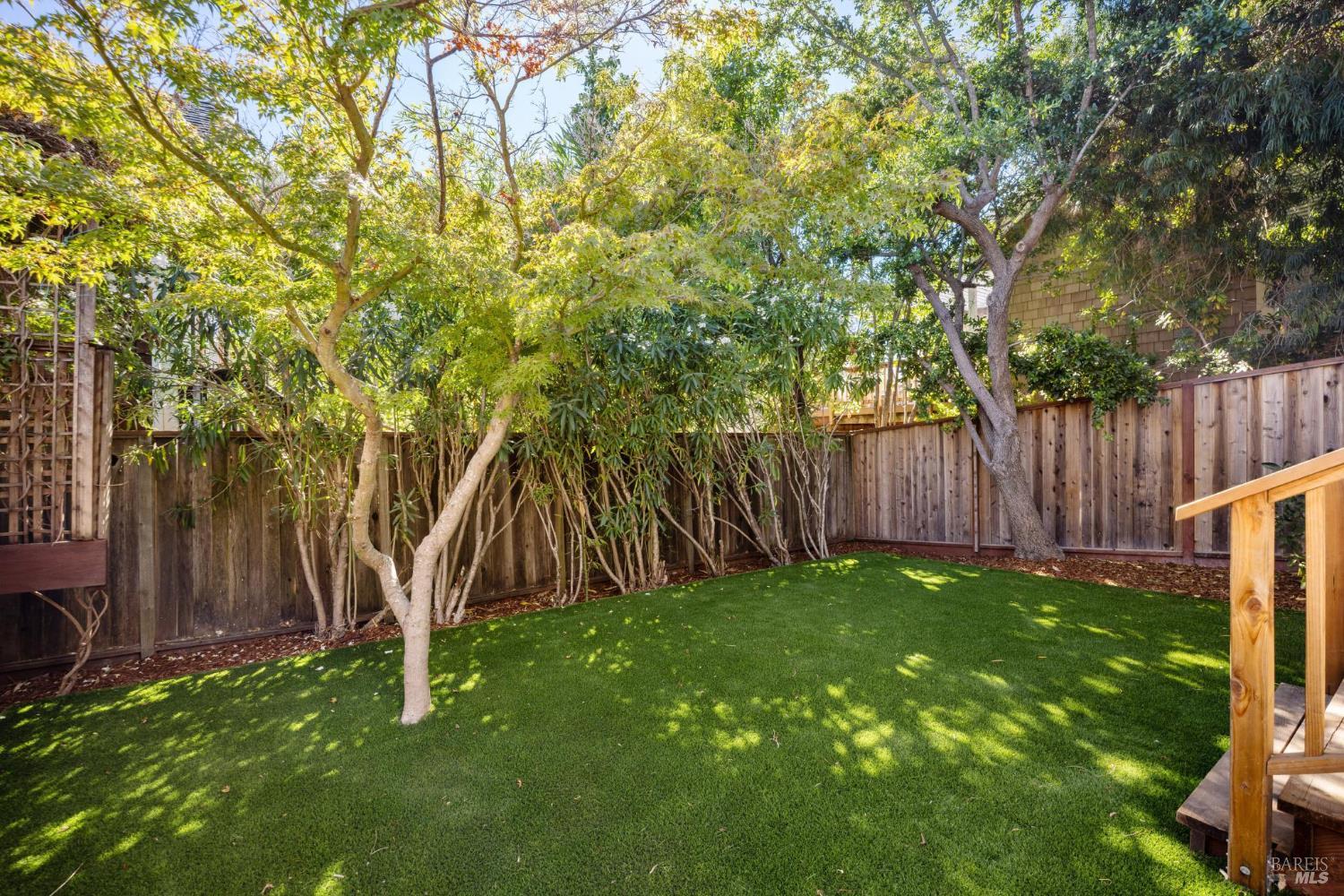 11 Stetson Ave