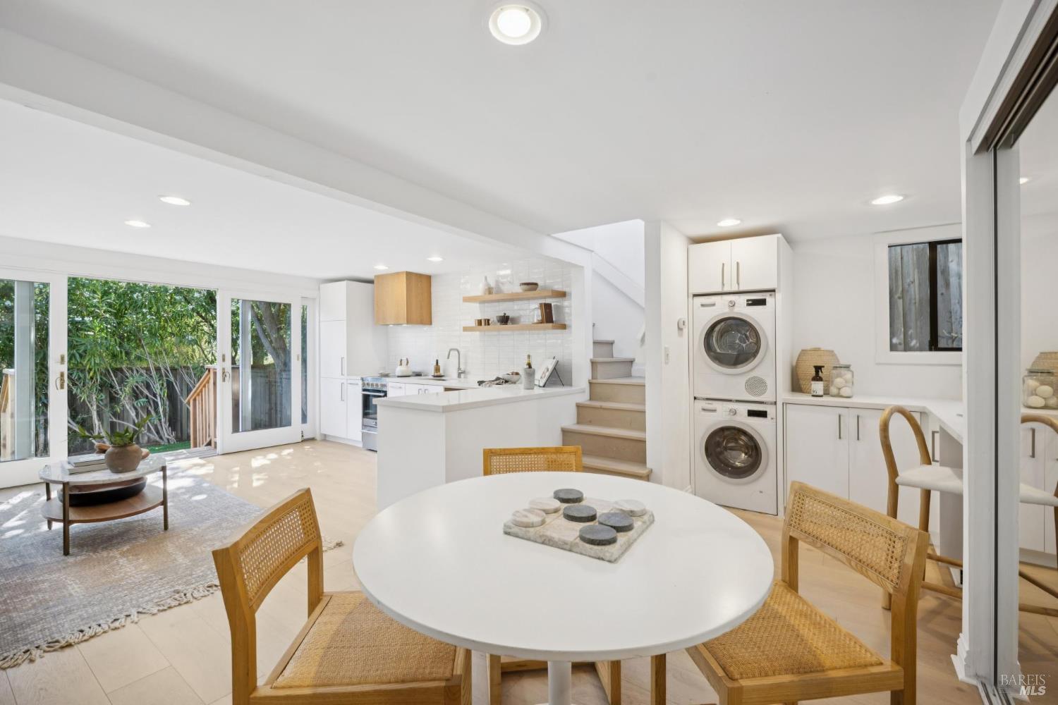 11 Stetson Ave