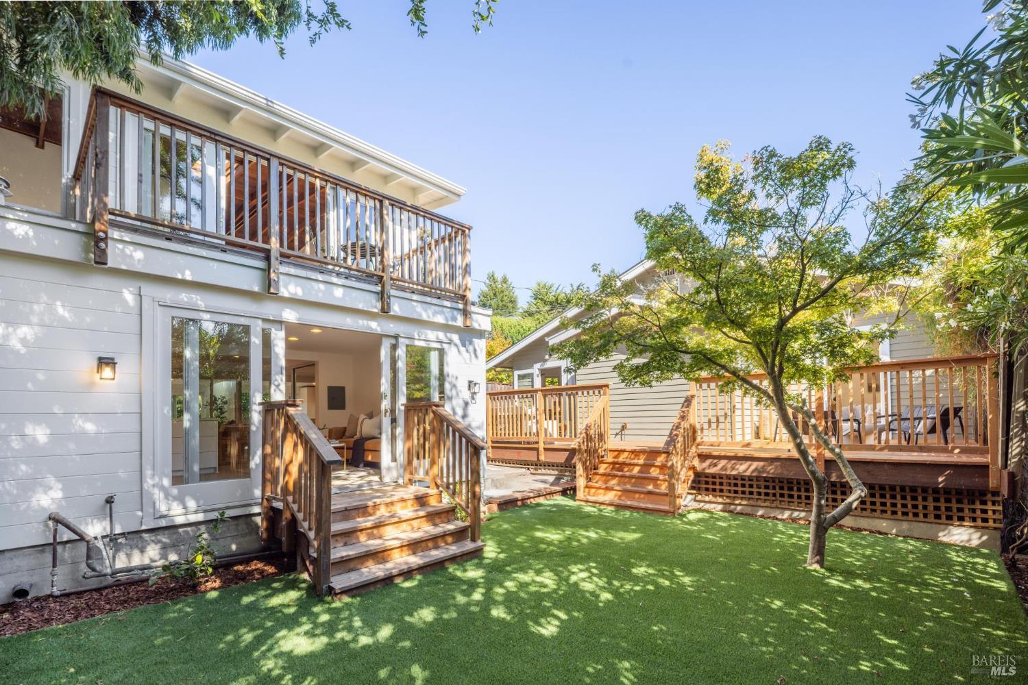 11 Stetson Ave