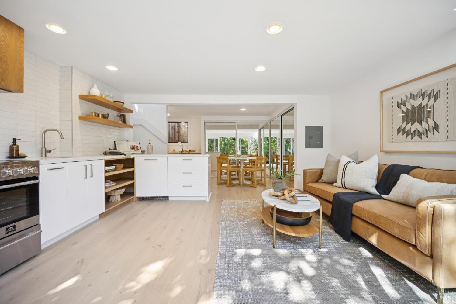 11 Stetson Ave