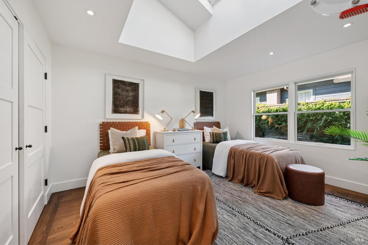 134 San Francisco Blvd