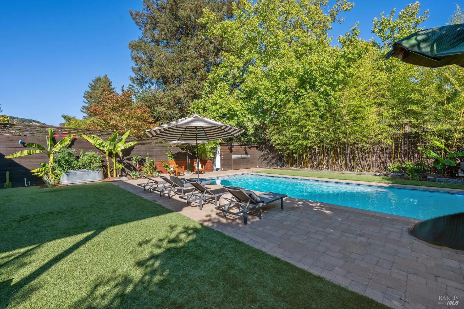 134 San Francisco Blvd