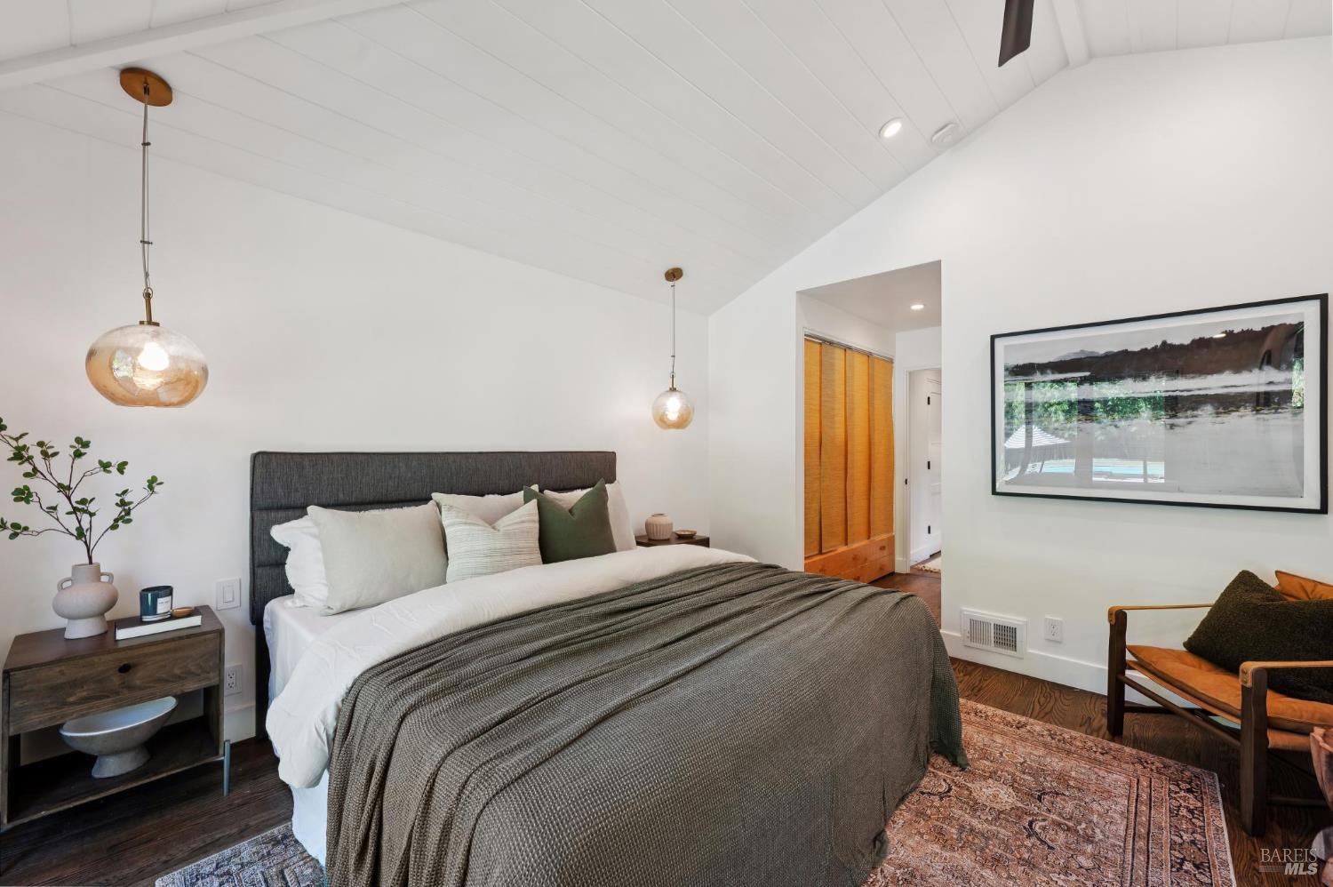 134 San Francisco Blvd