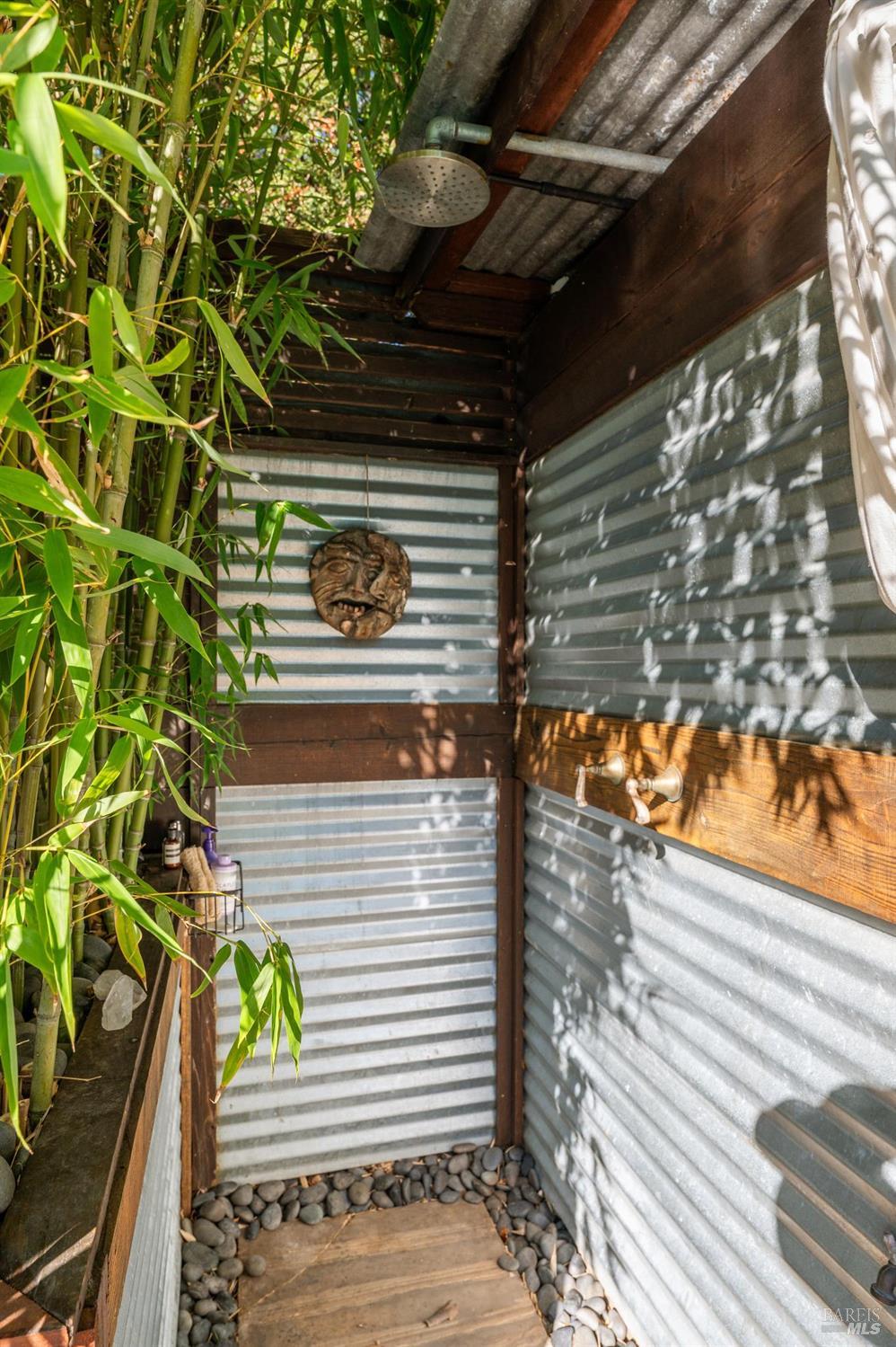 134 San Francisco Blvd