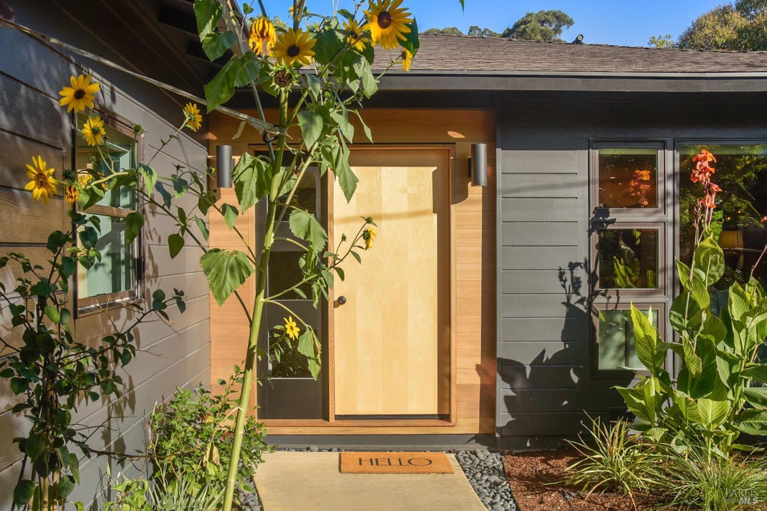 134 San Francisco Blvd