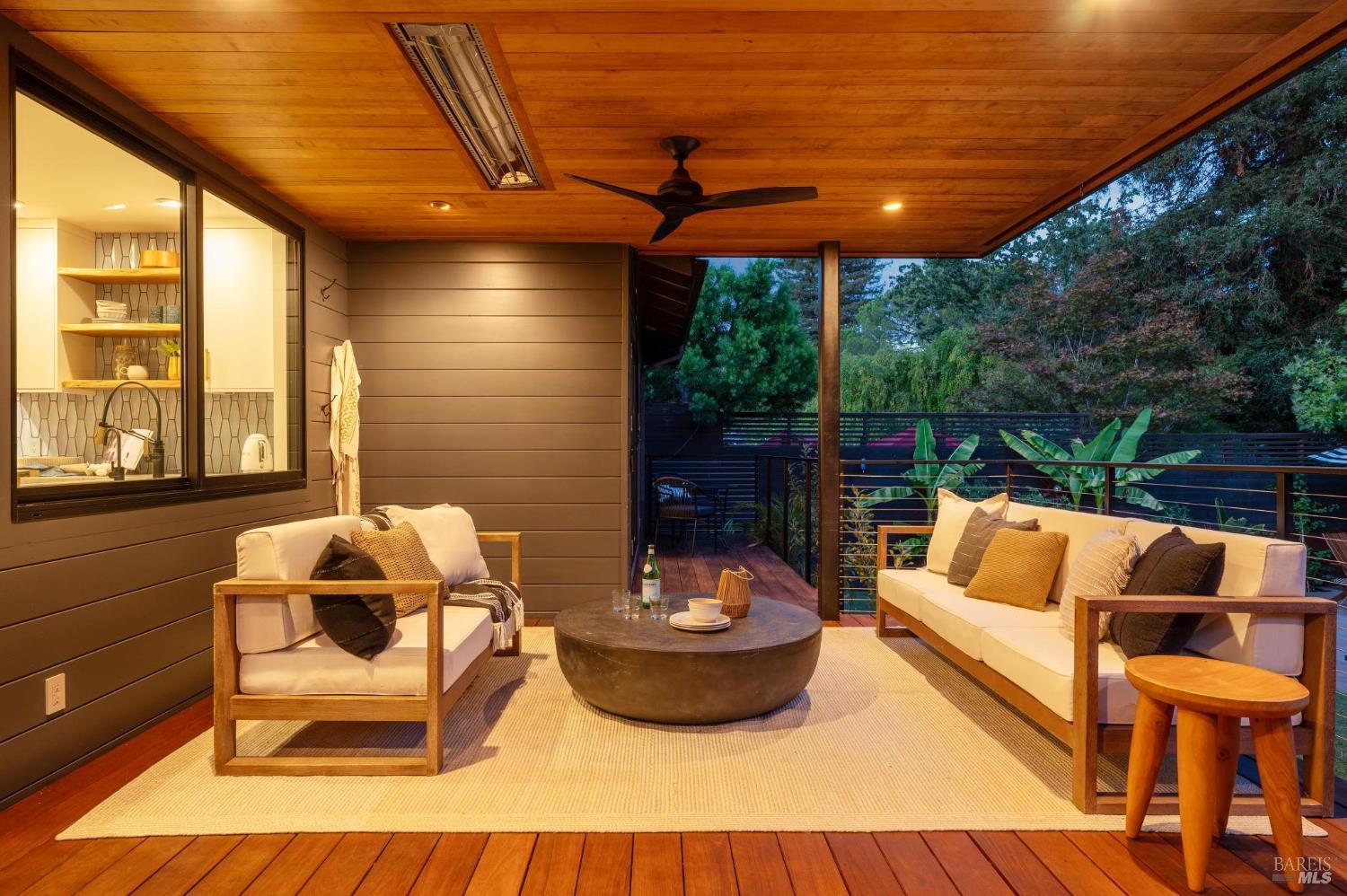 134 San Francisco Blvd