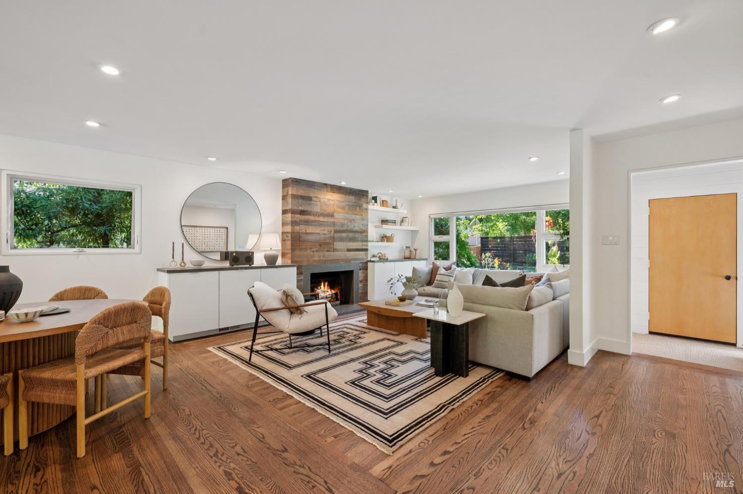 134 San Francisco Blvd