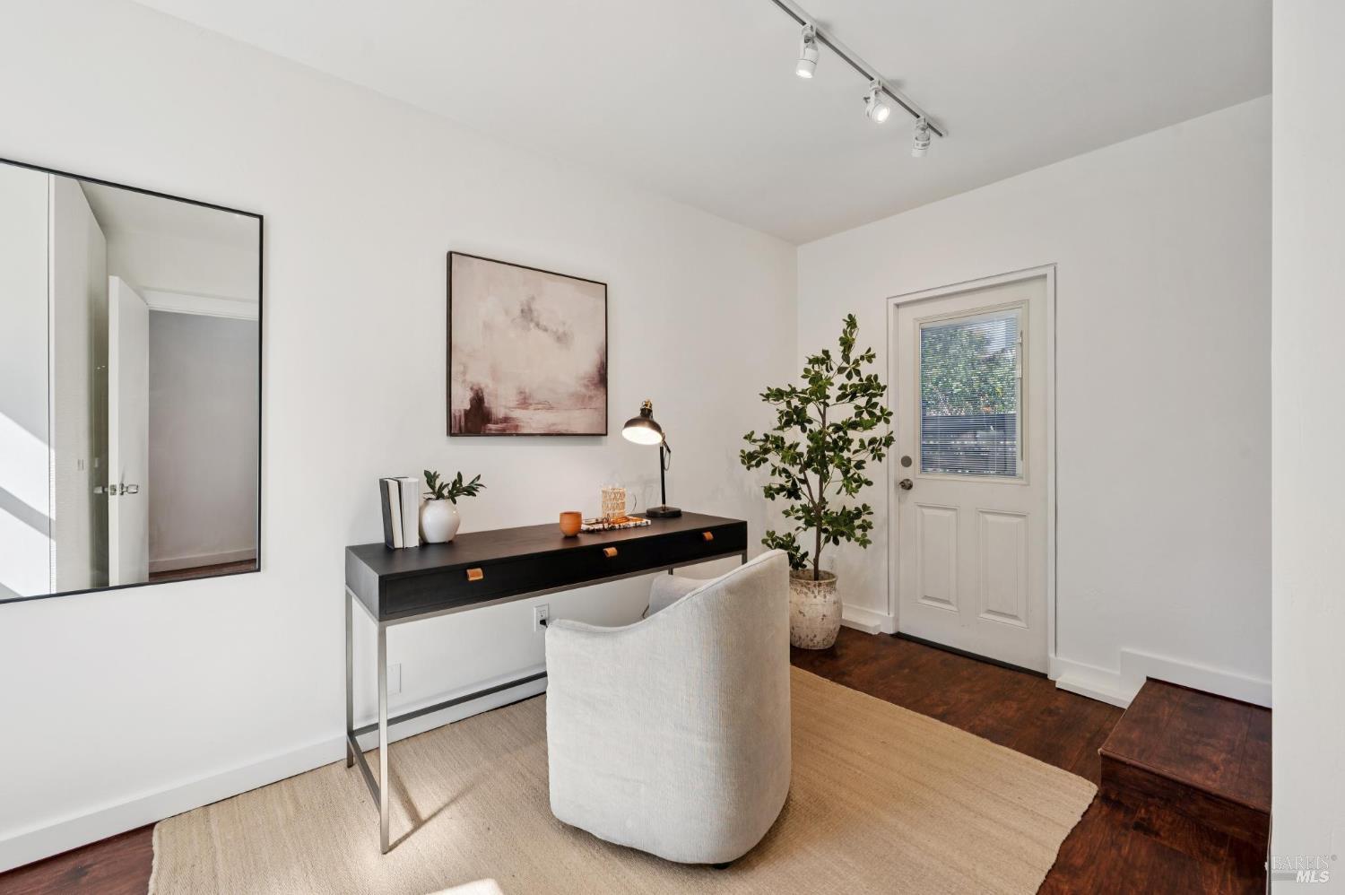 134 San Francisco Blvd