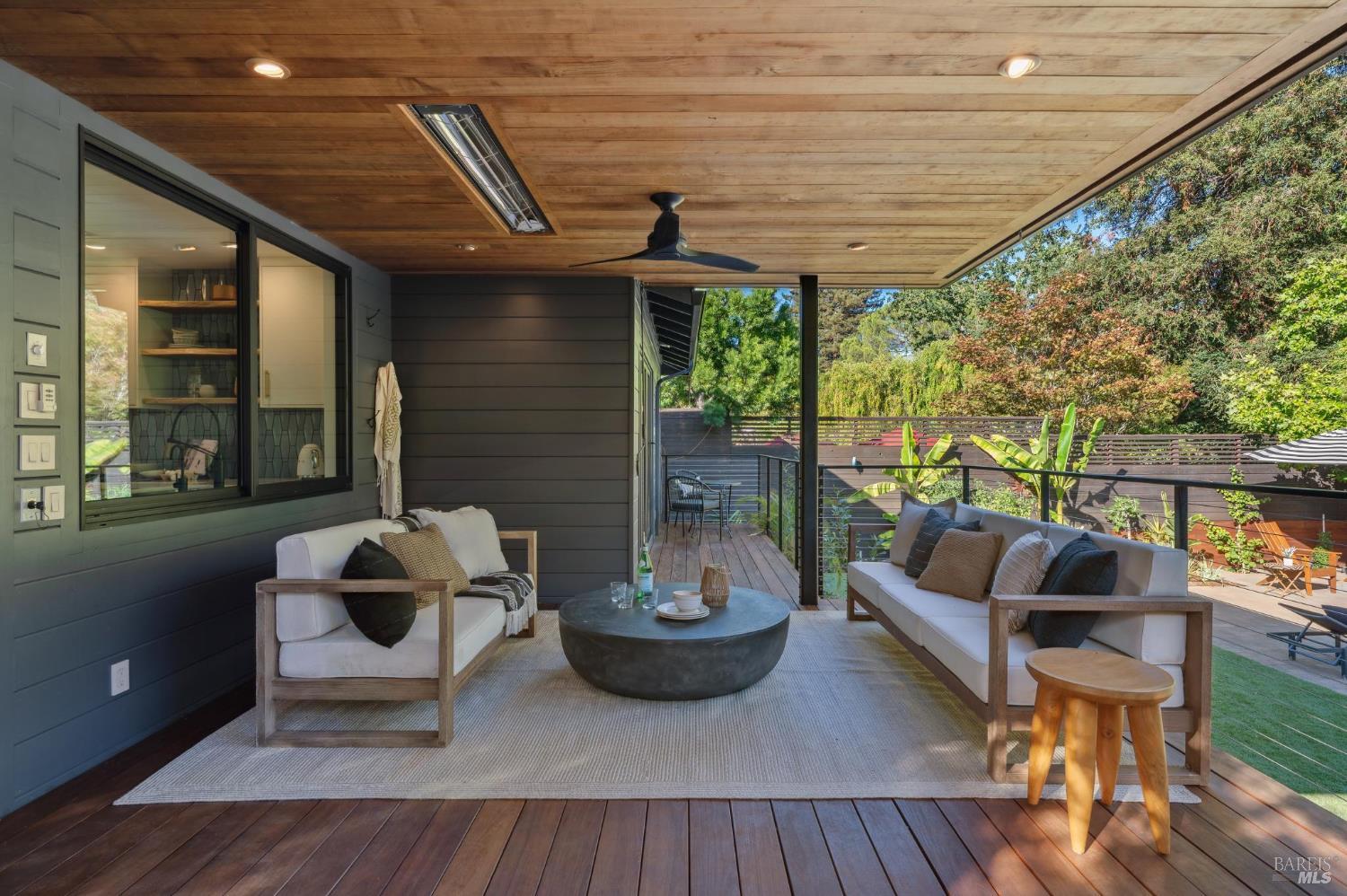 134 San Francisco Blvd