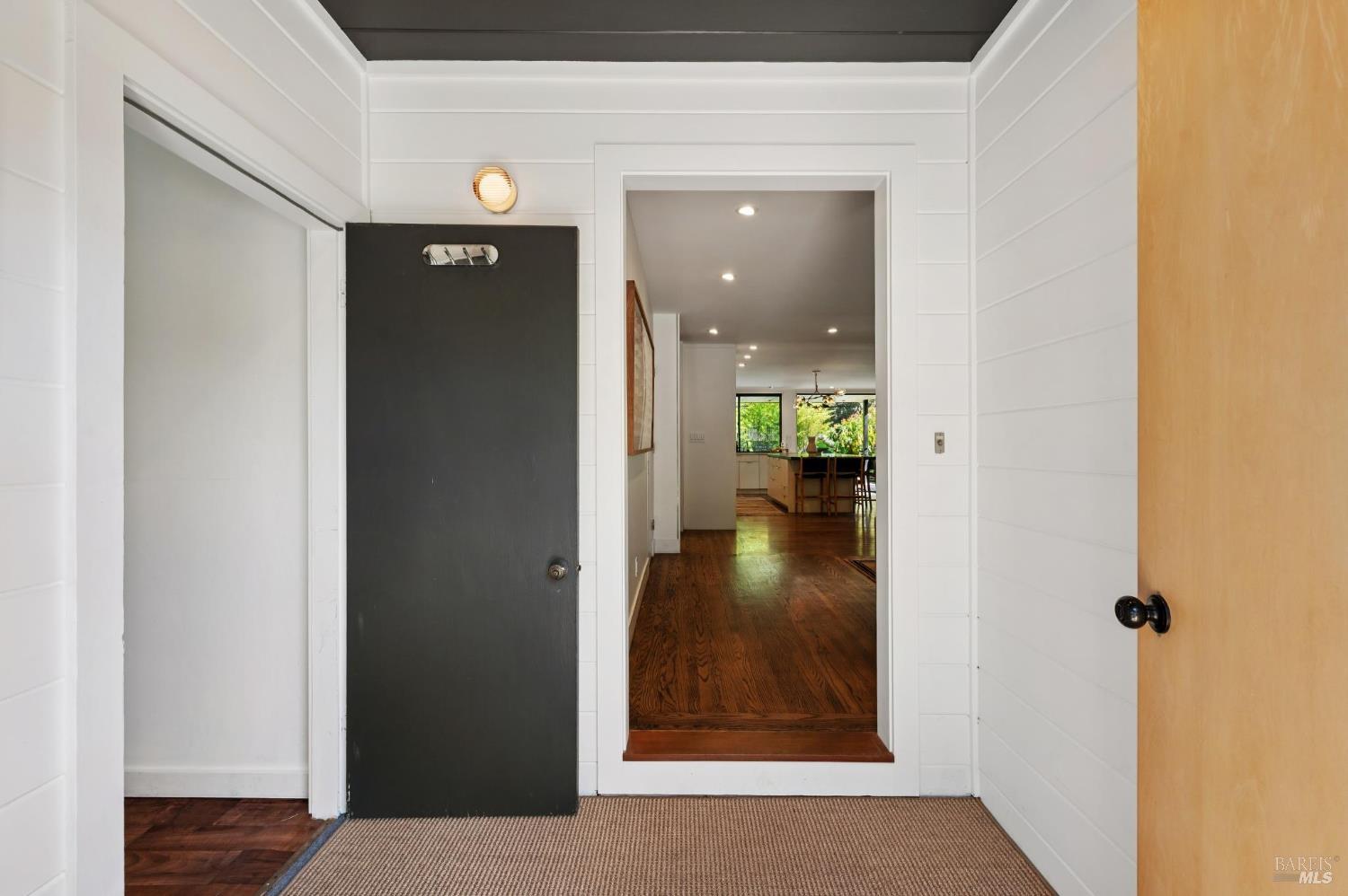 134 San Francisco Blvd