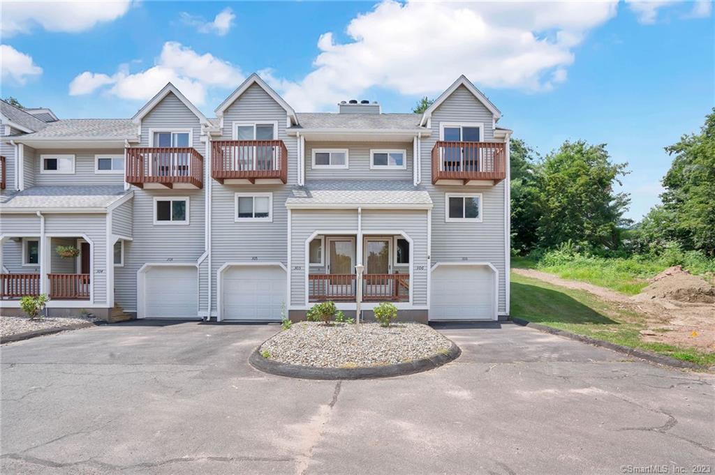 70 Old Town Unit: 306