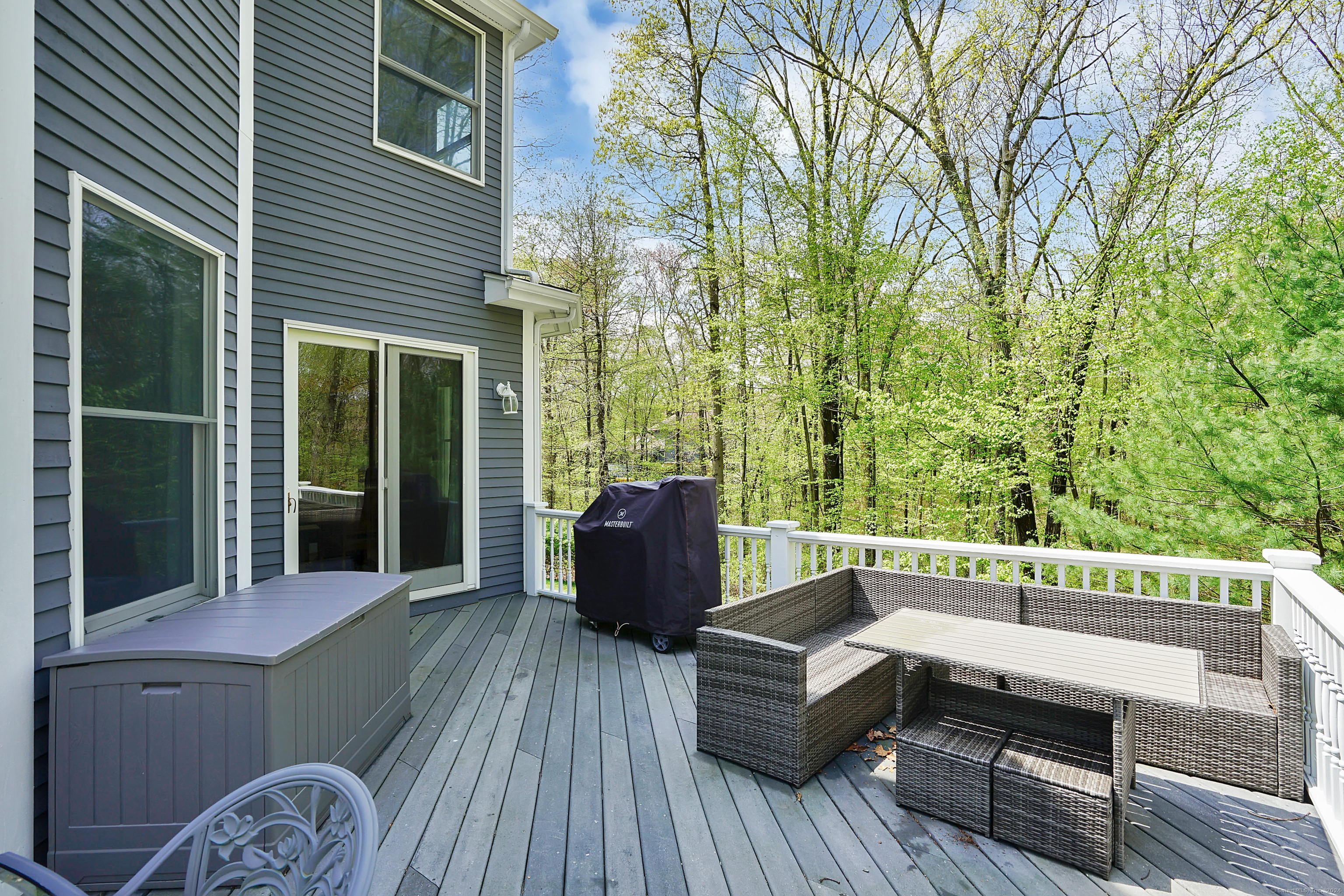 529 Eastbury Hill Road