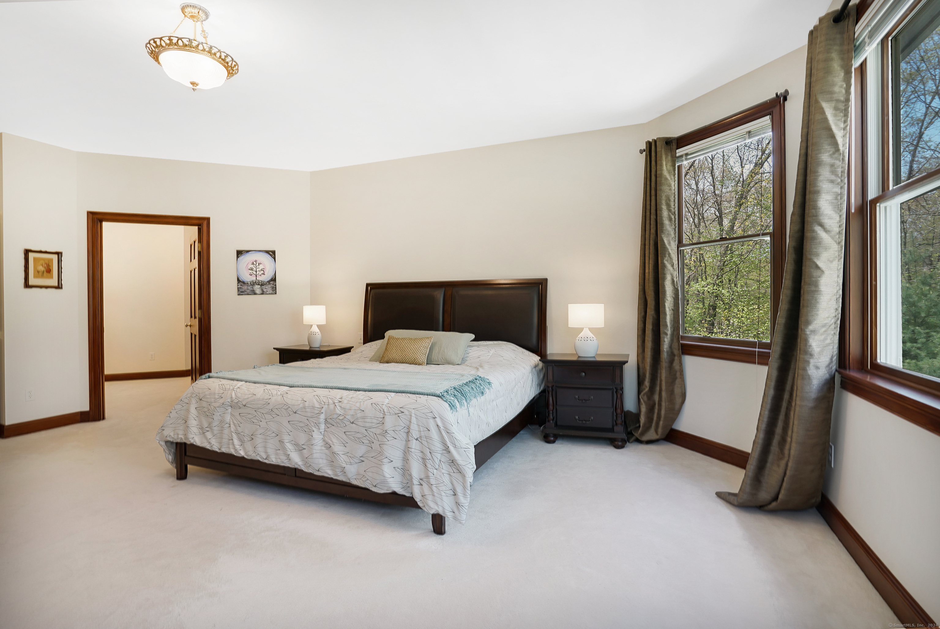 529 Eastbury Hill Road