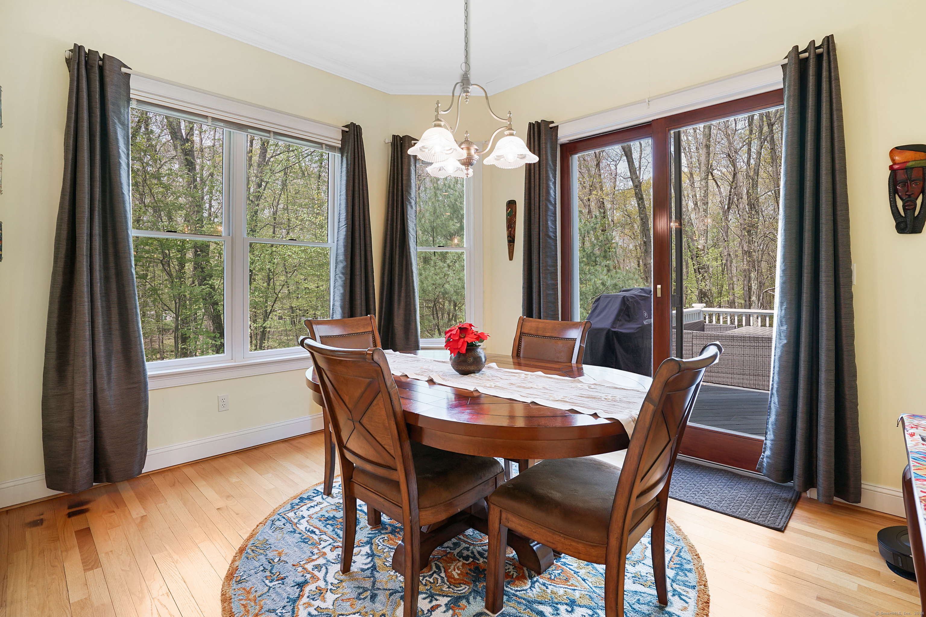 529 Eastbury Hill Road
