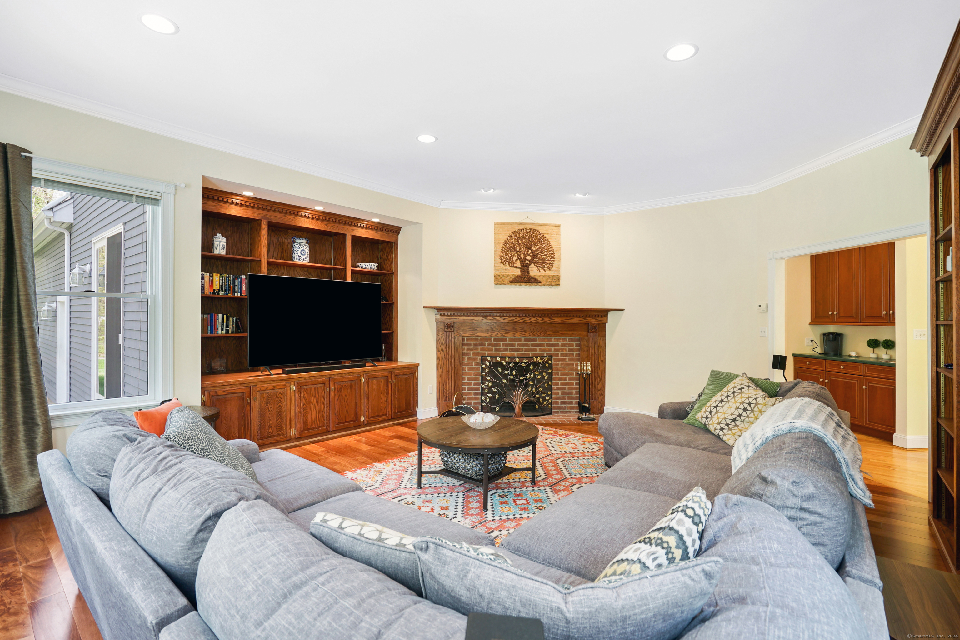 529 Eastbury Hill Road