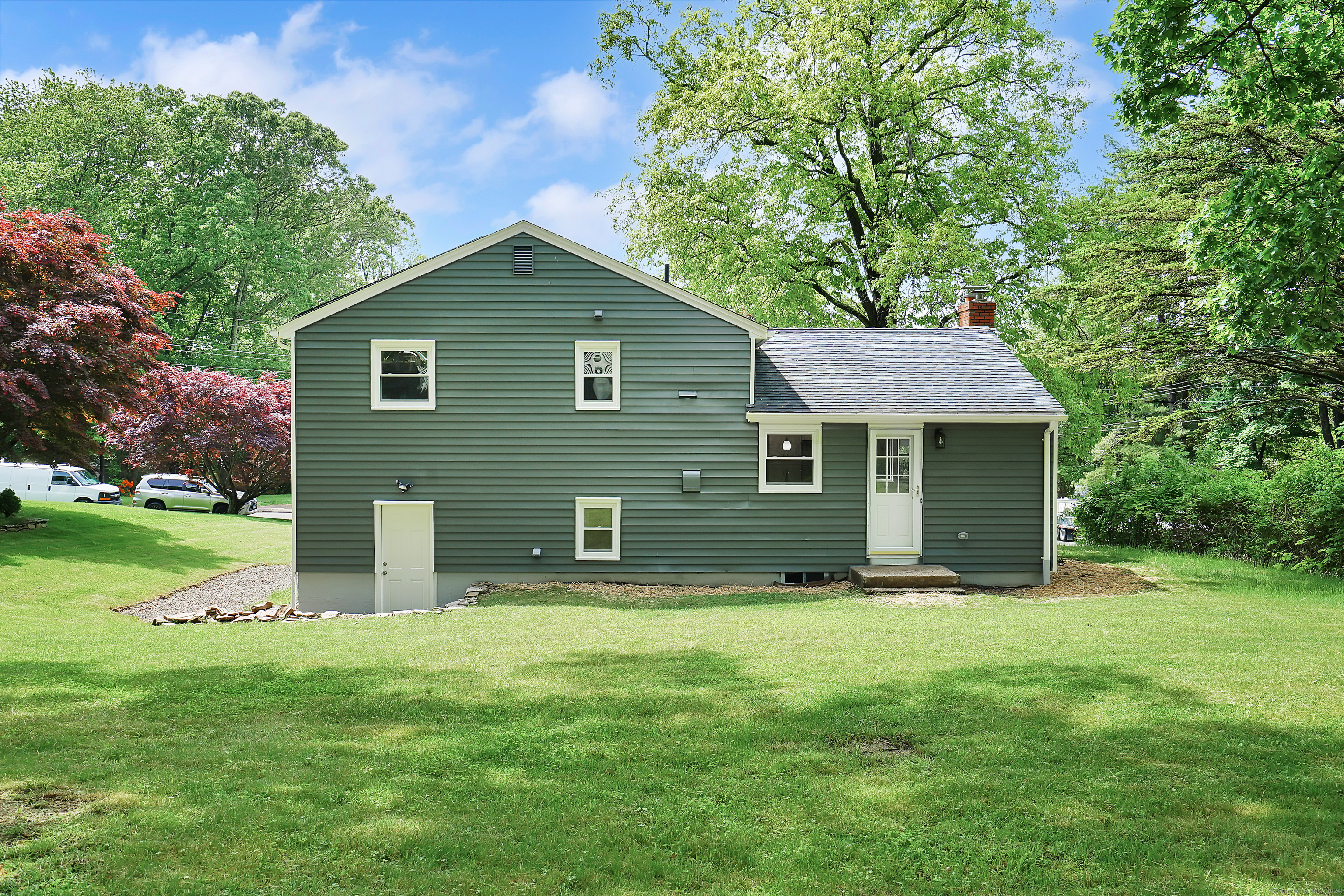 2 Foster Drive