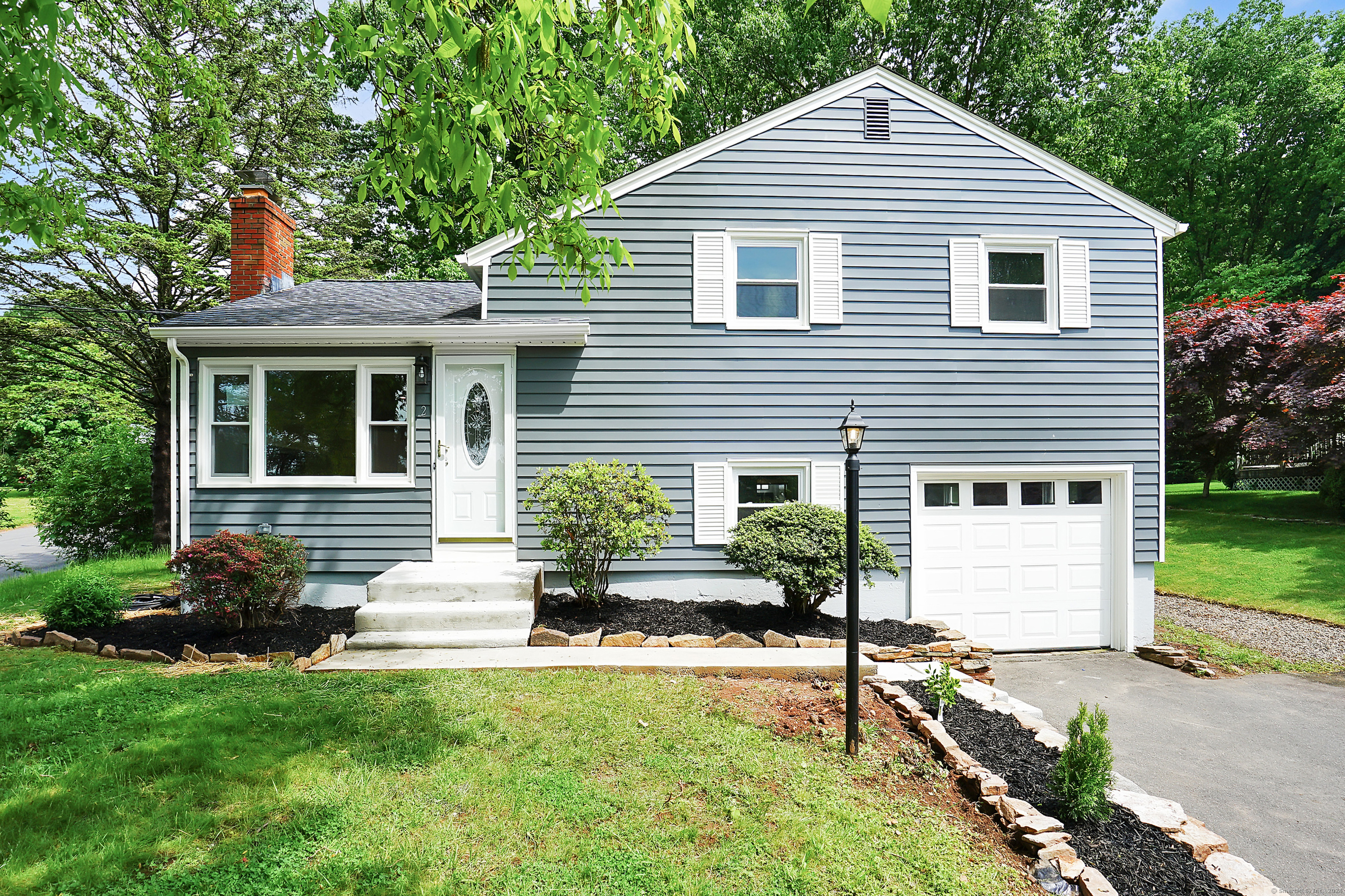 2 Foster Drive