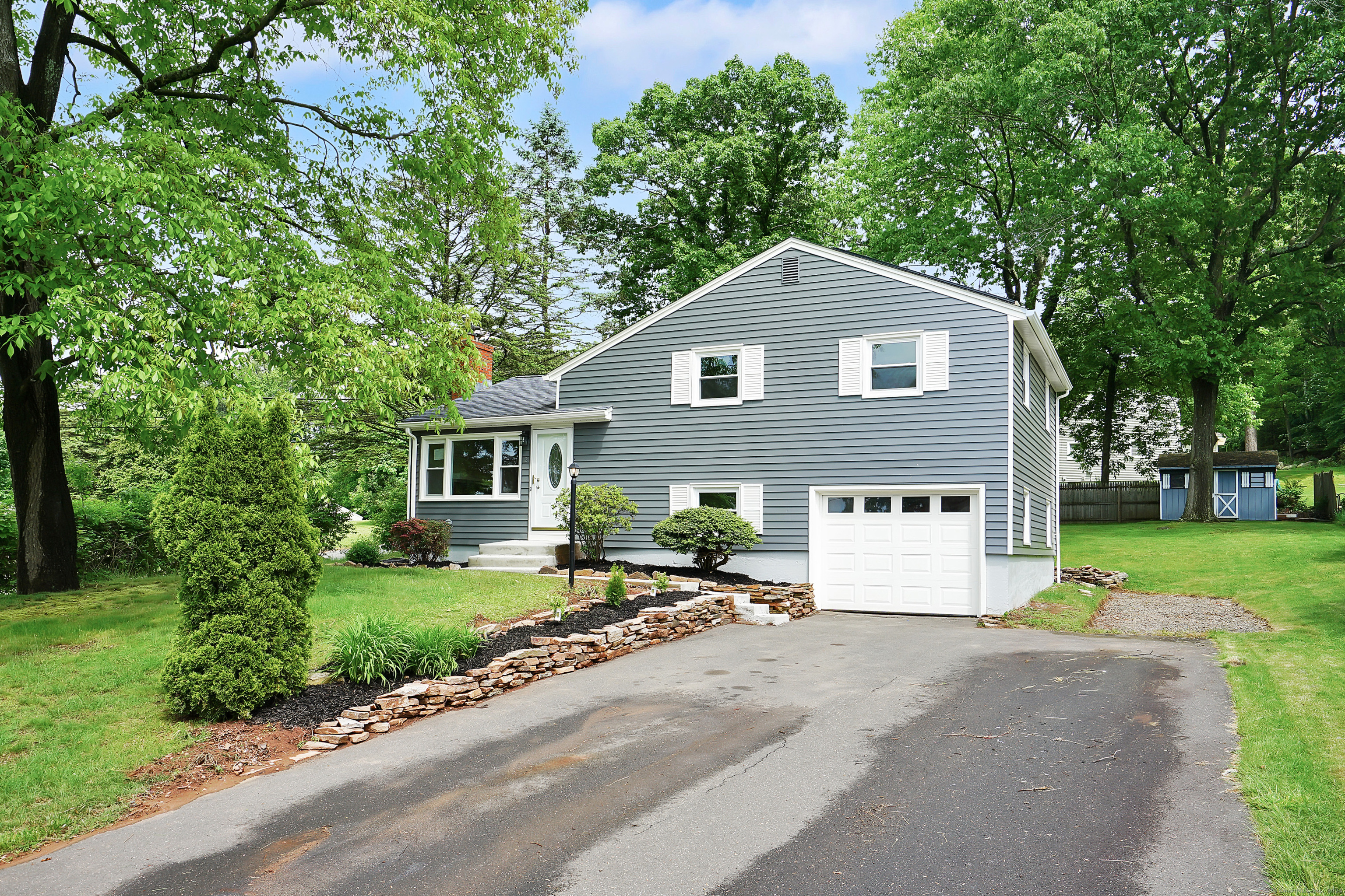 2 Foster Drive