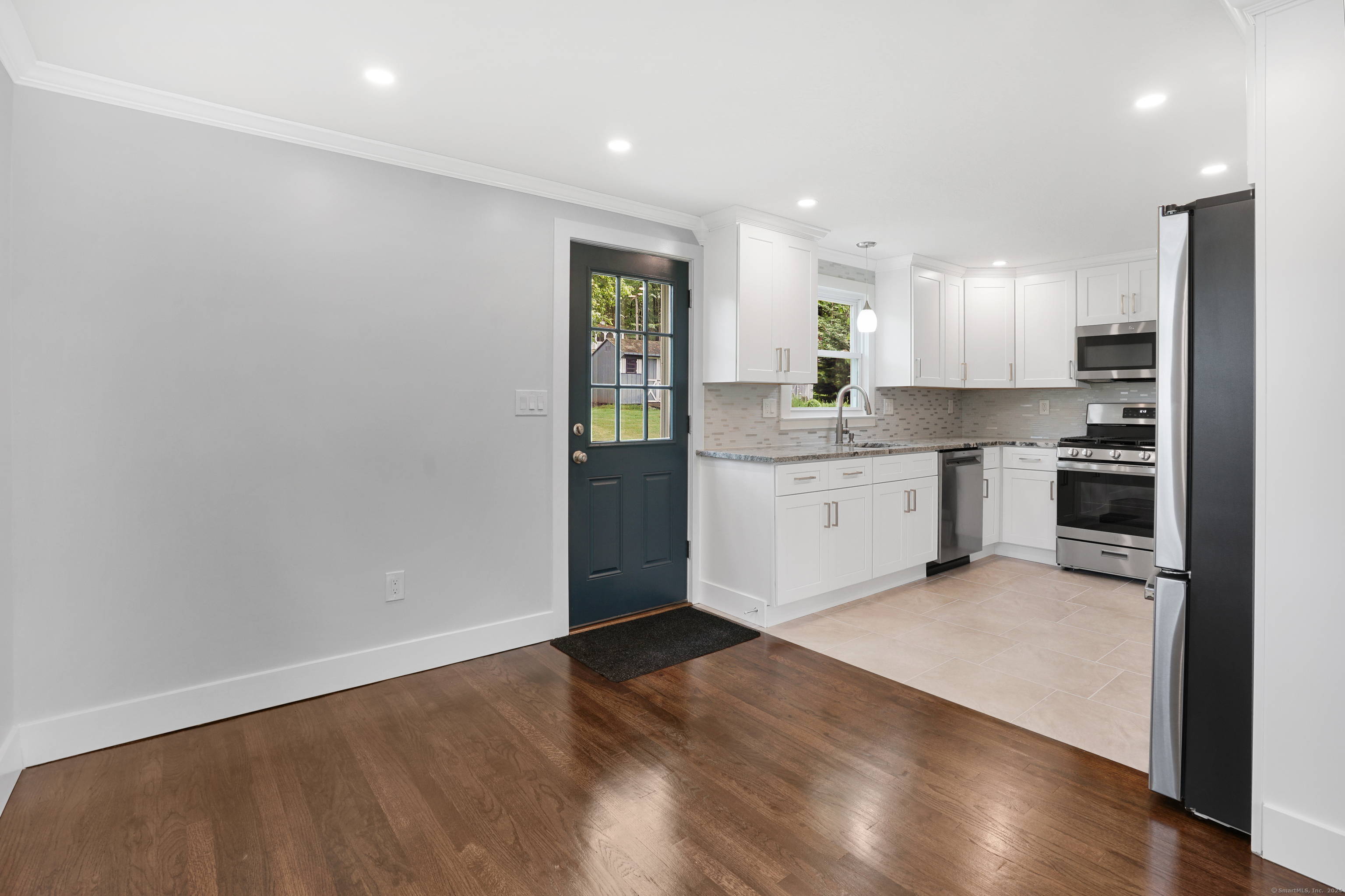 2 Foster Drive