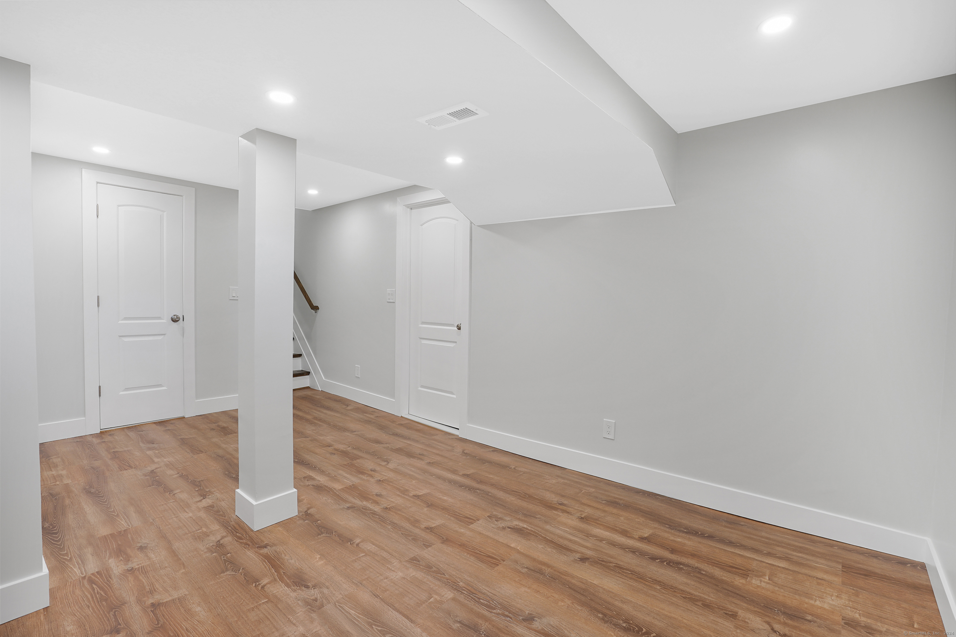 2 Foster Drive