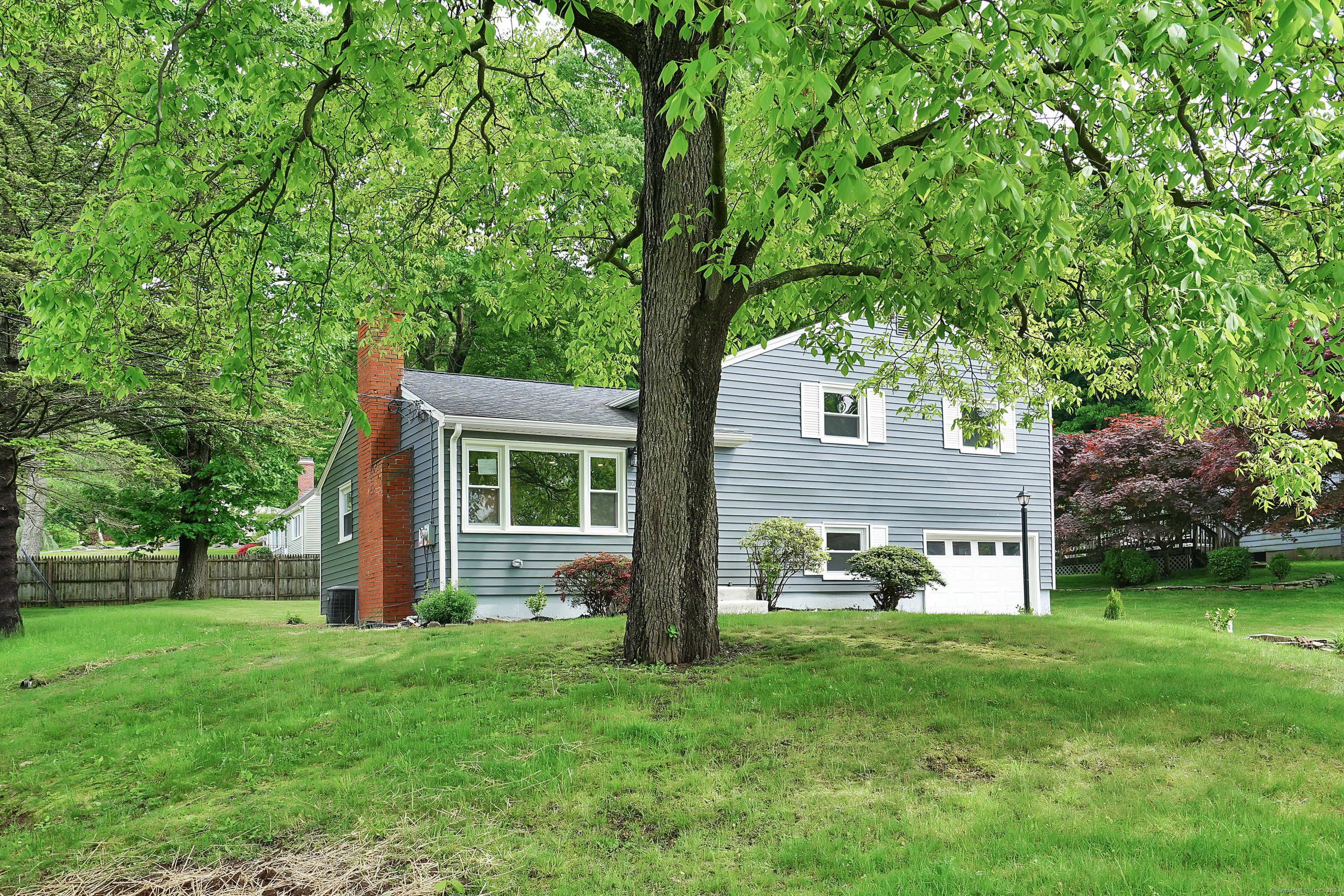 2 Foster Drive
