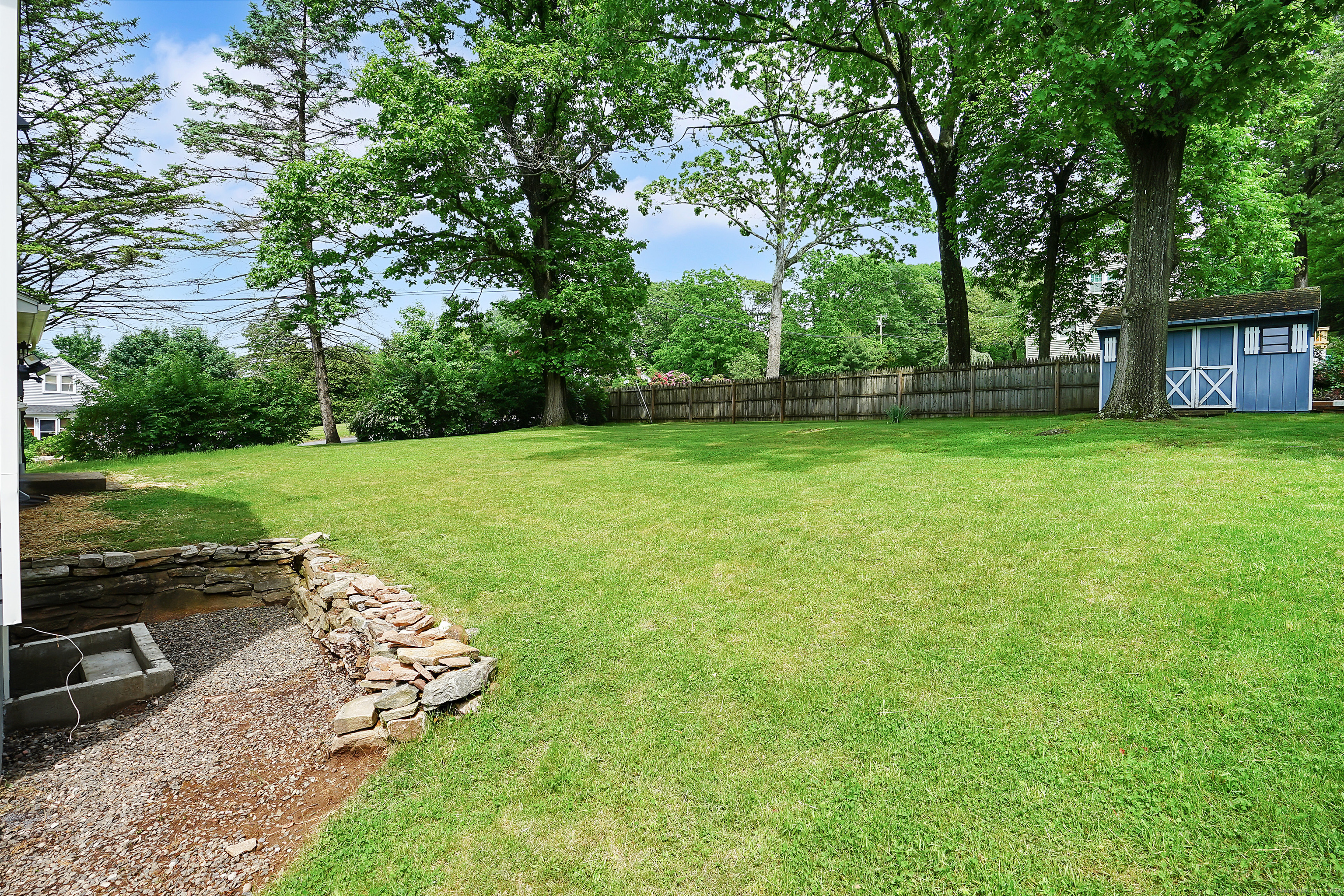 2 Foster Drive