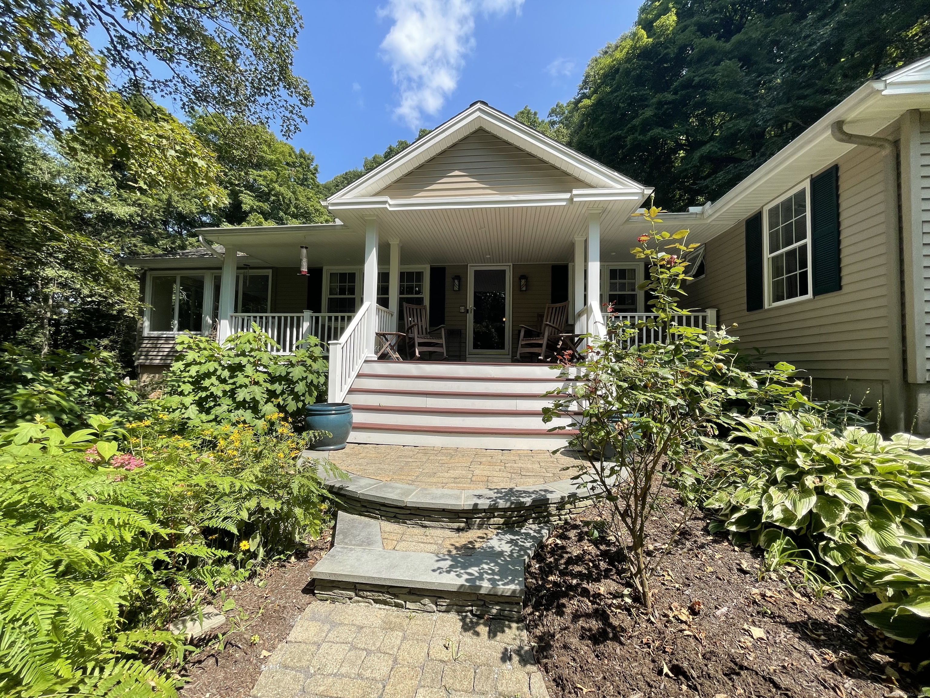 65 Glen Street