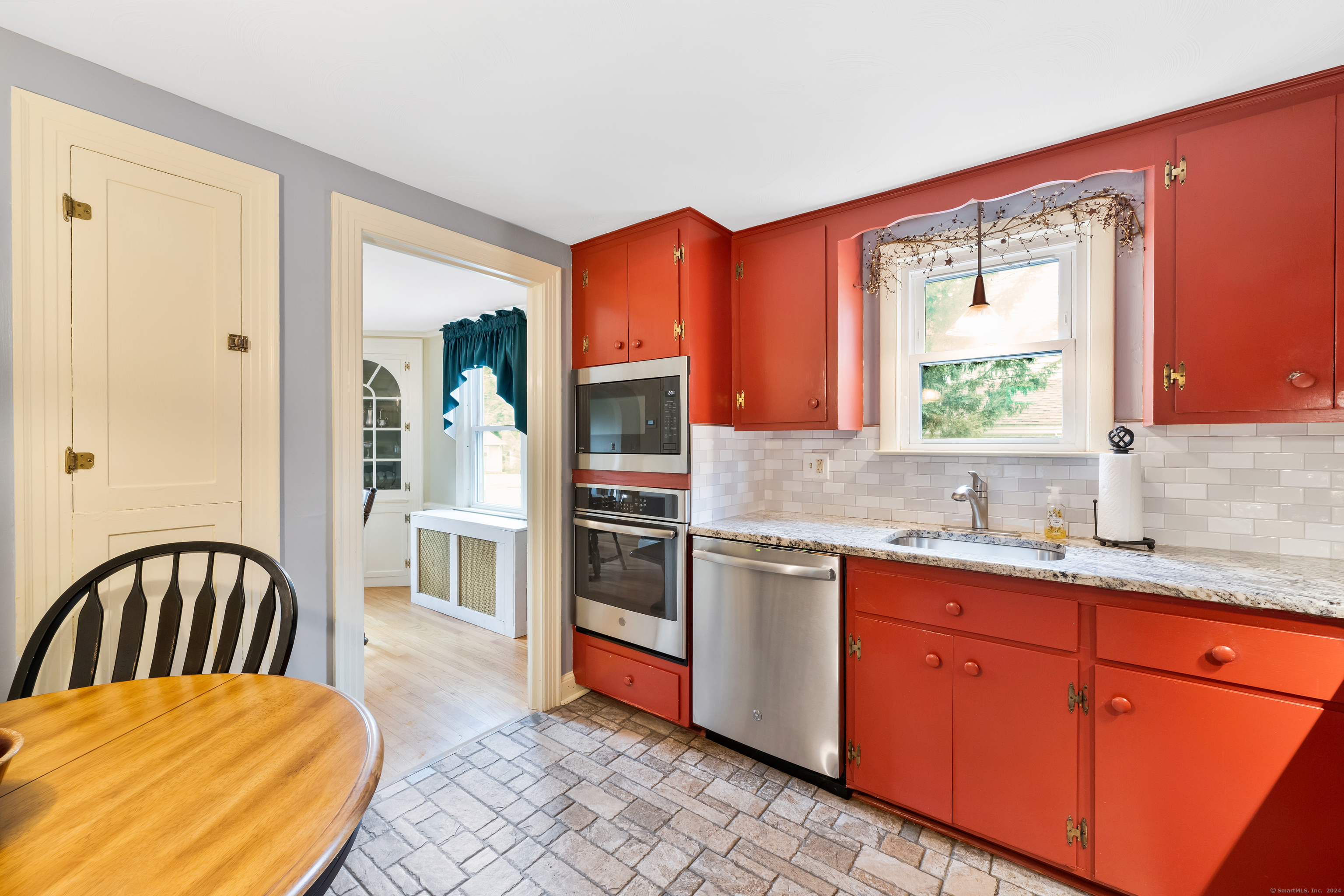 498 Forbes Street