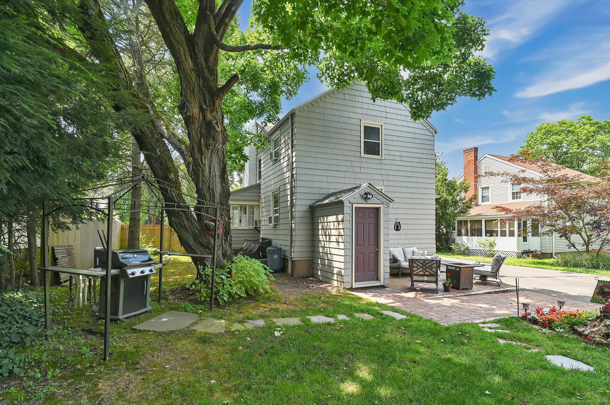 498 Forbes Street