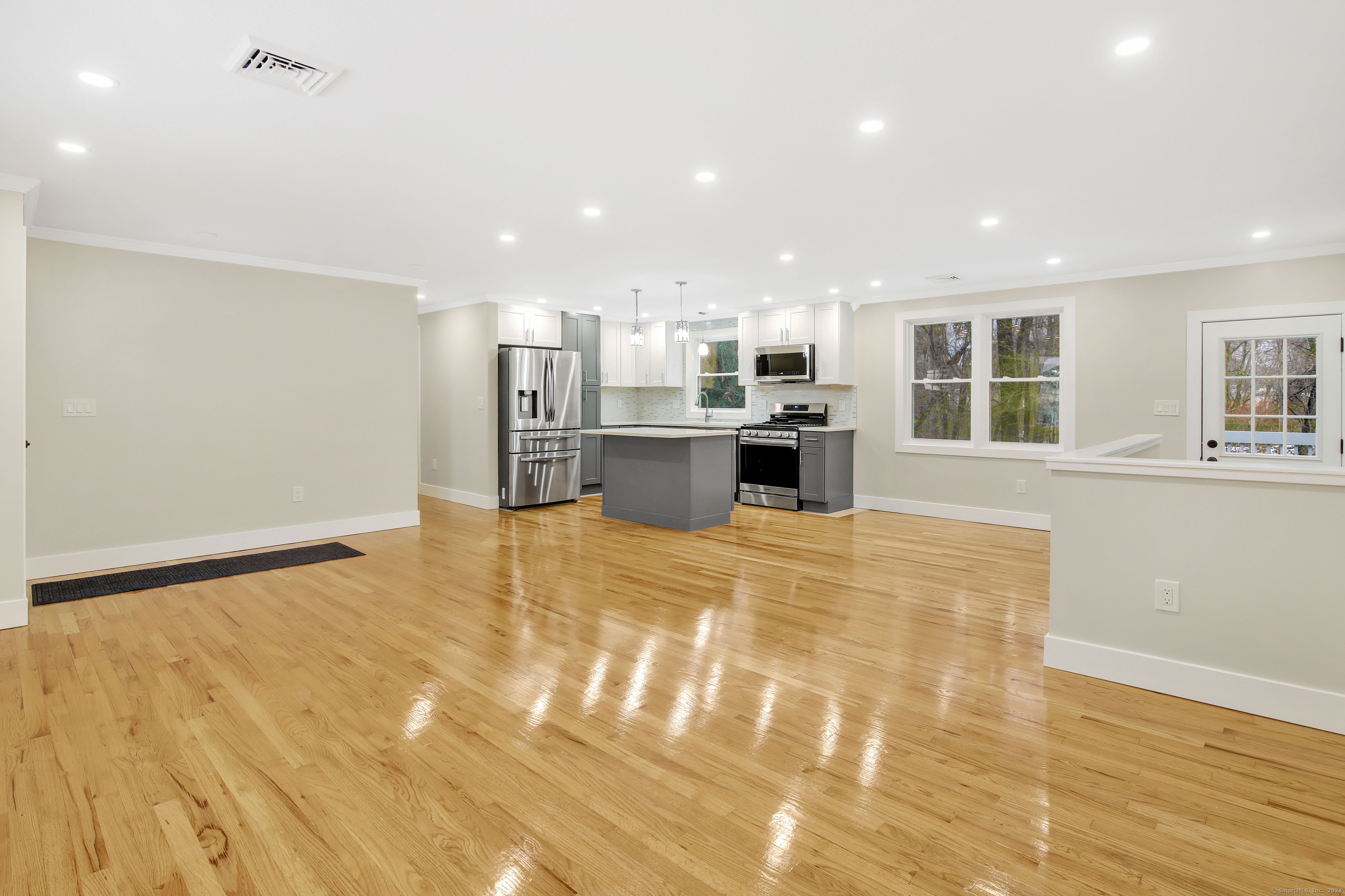 51 Riverside Drive
