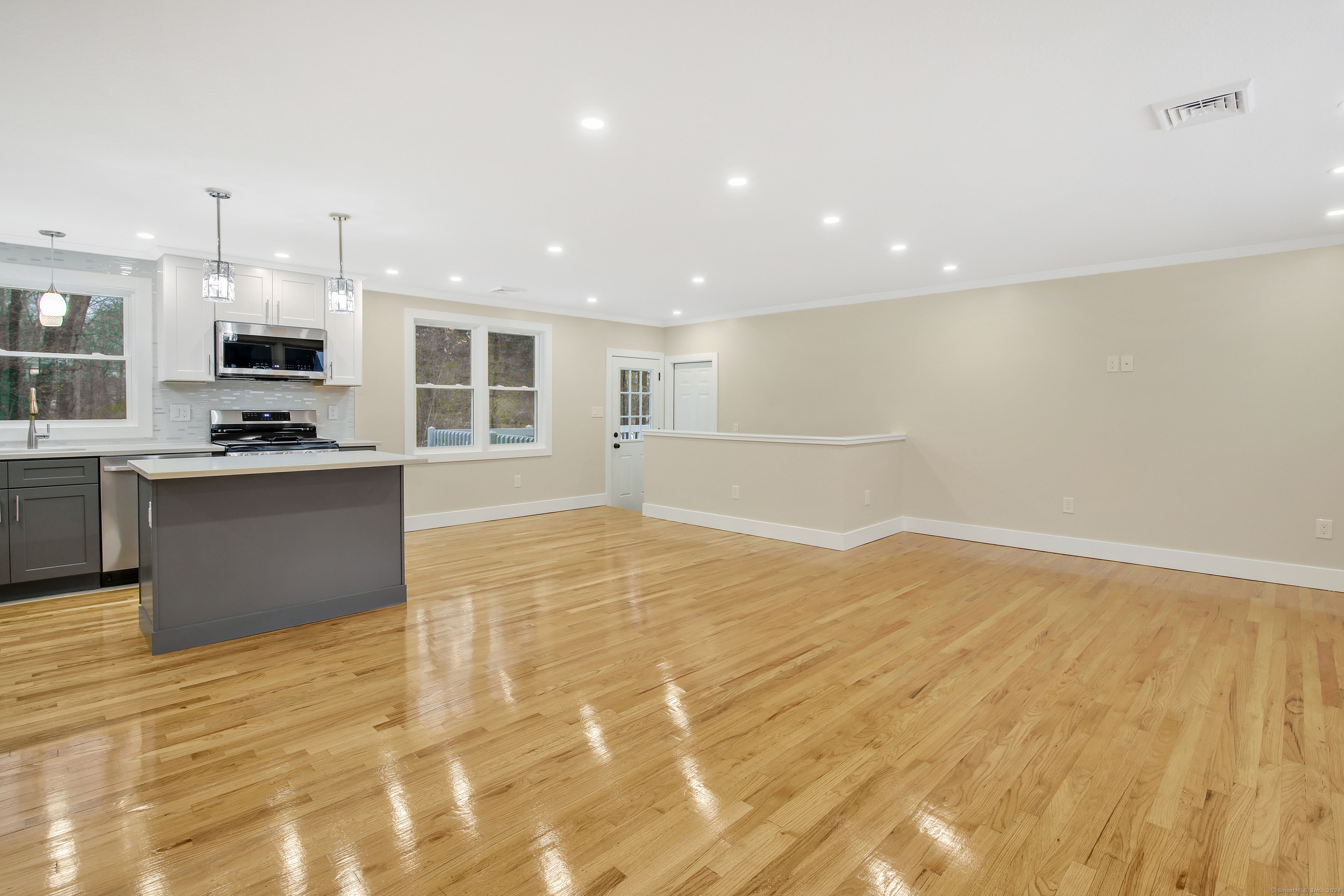 51 Riverside Drive