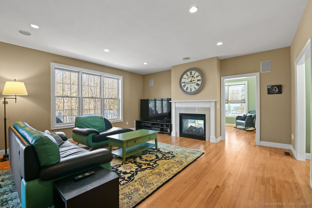 5 Castle Hill