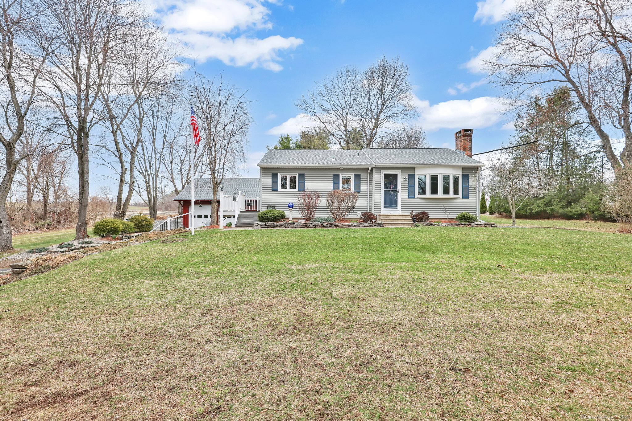 21 Middle Road