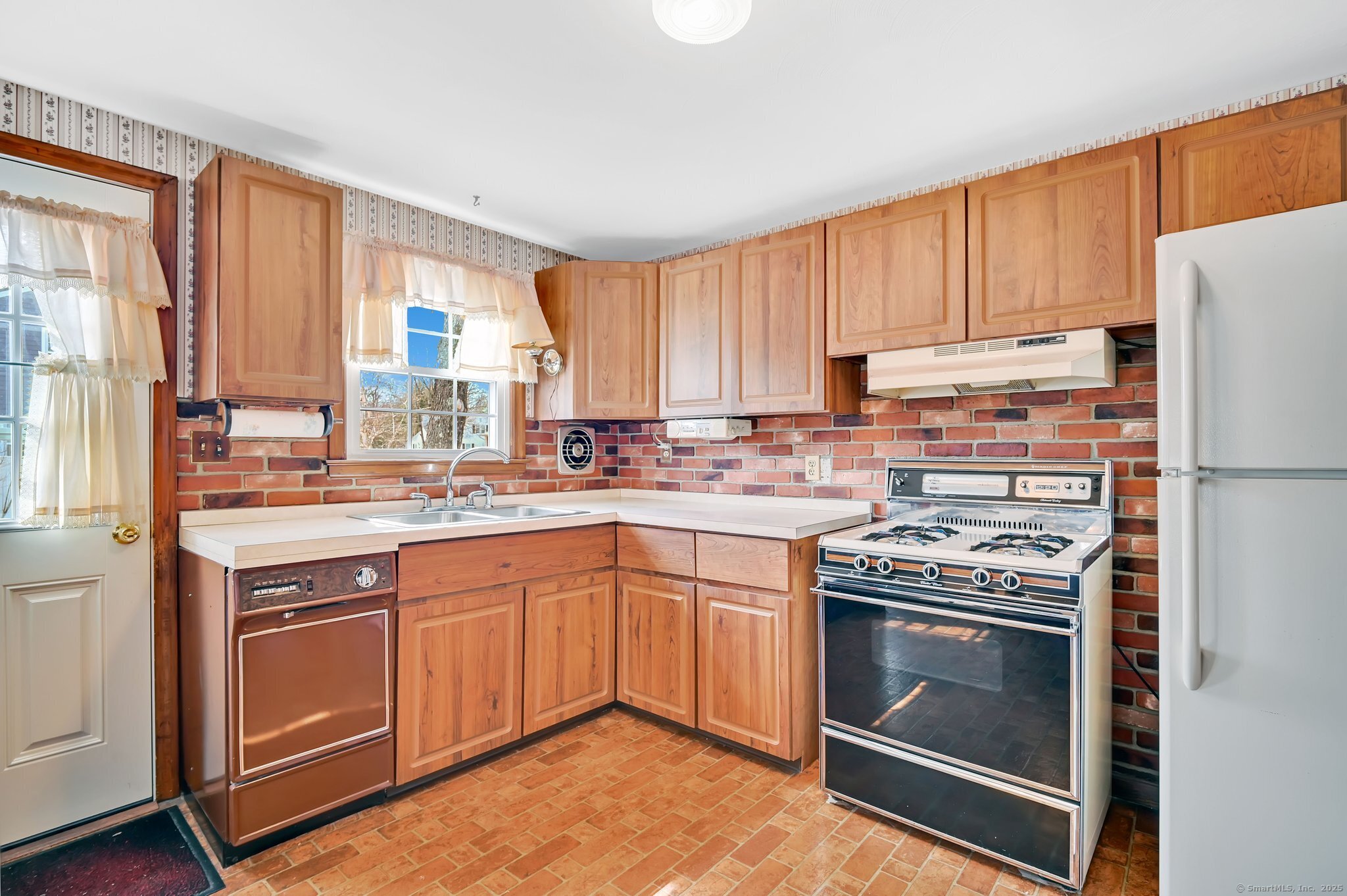 51 Depietro Drive