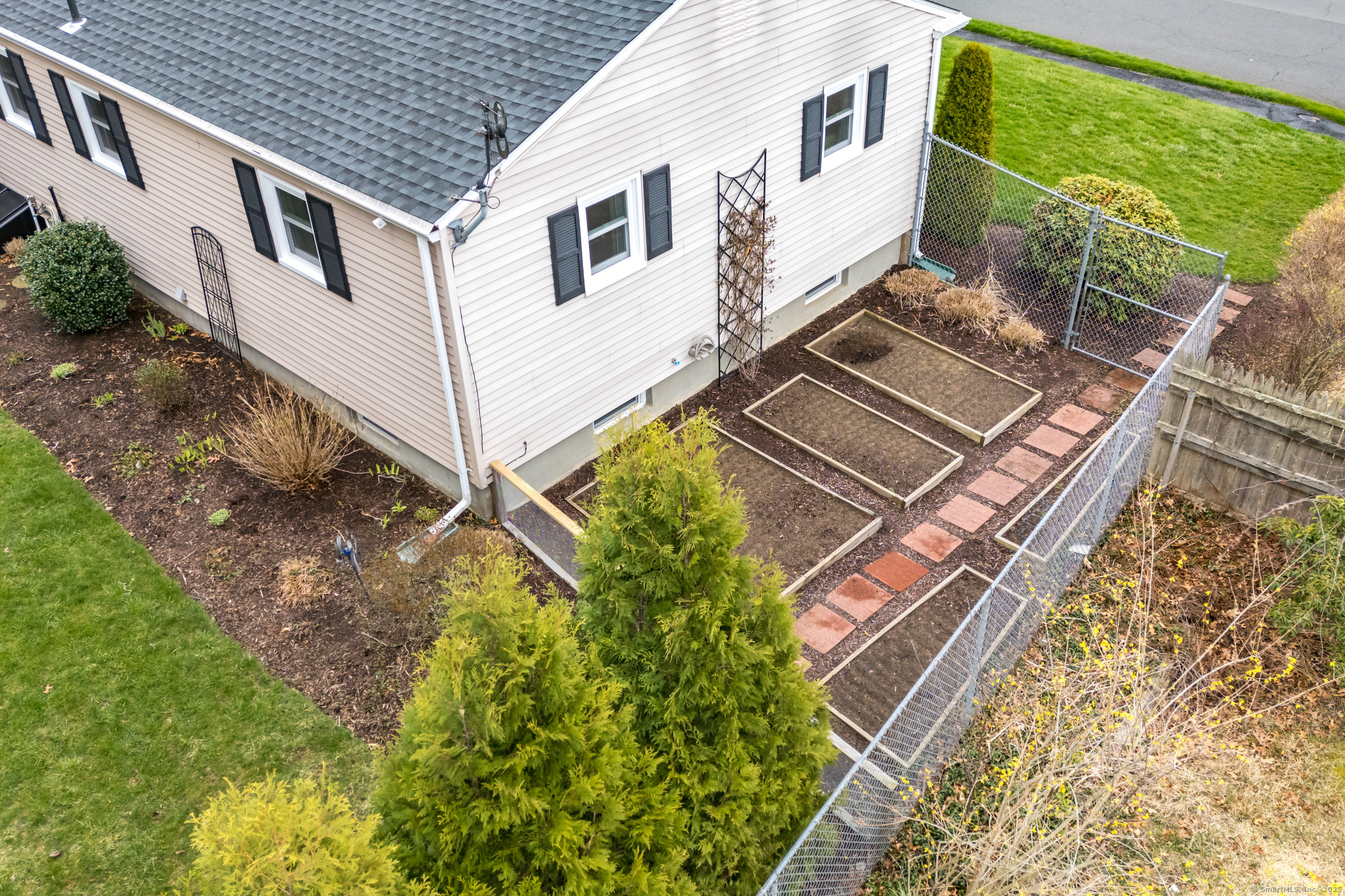 15 Oakwood Street