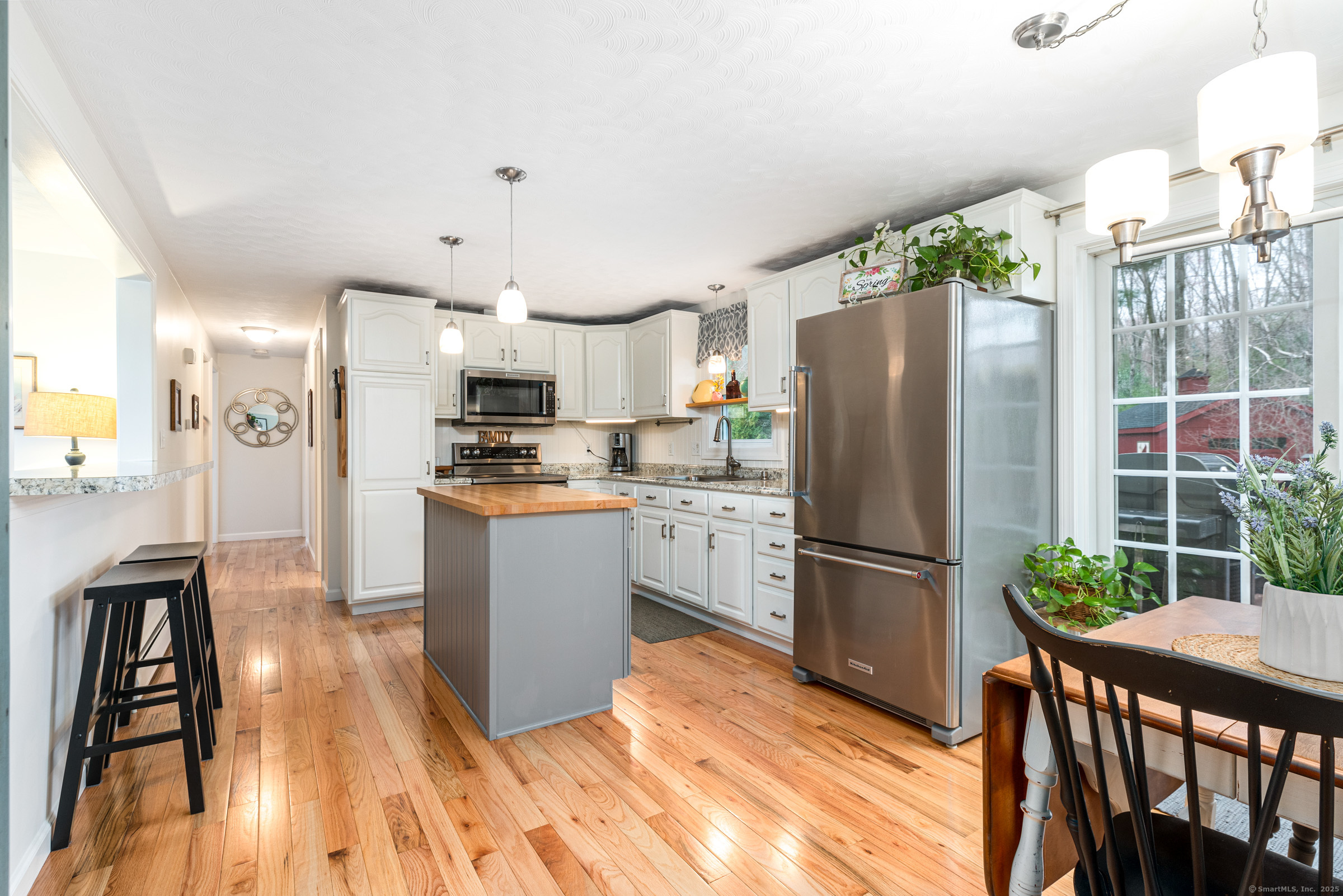 15 Oakwood Street