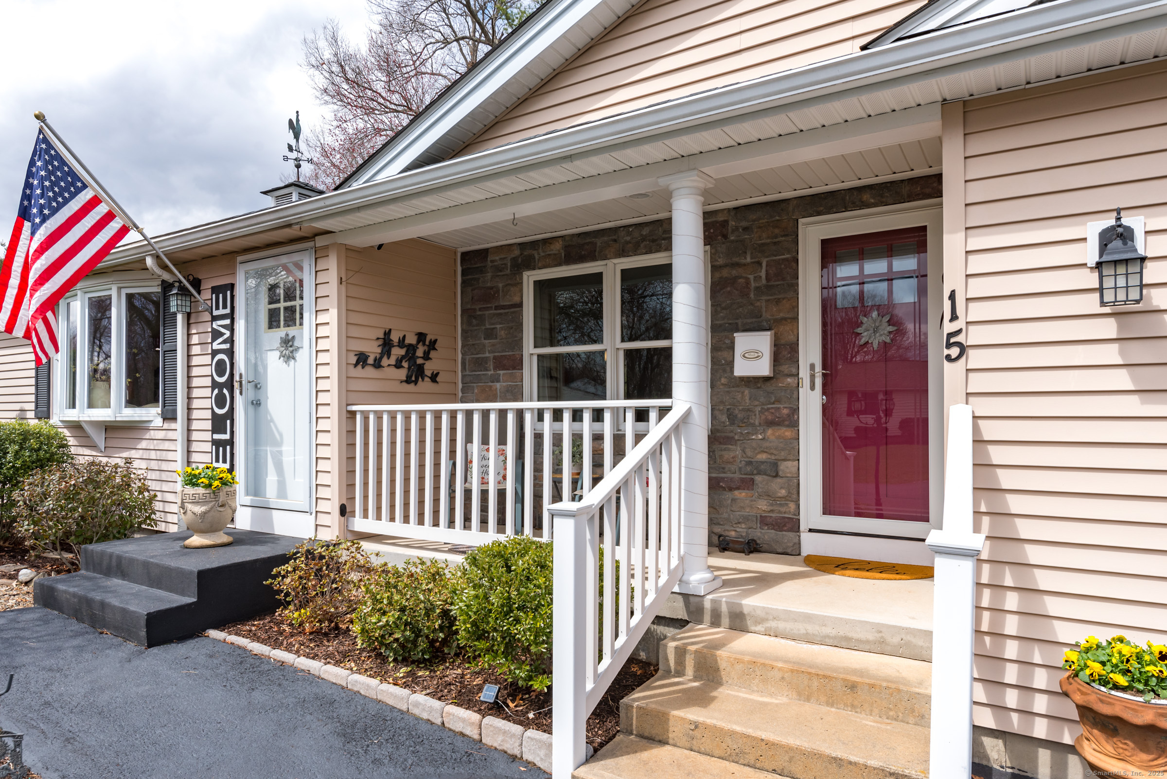 15 Oakwood Street