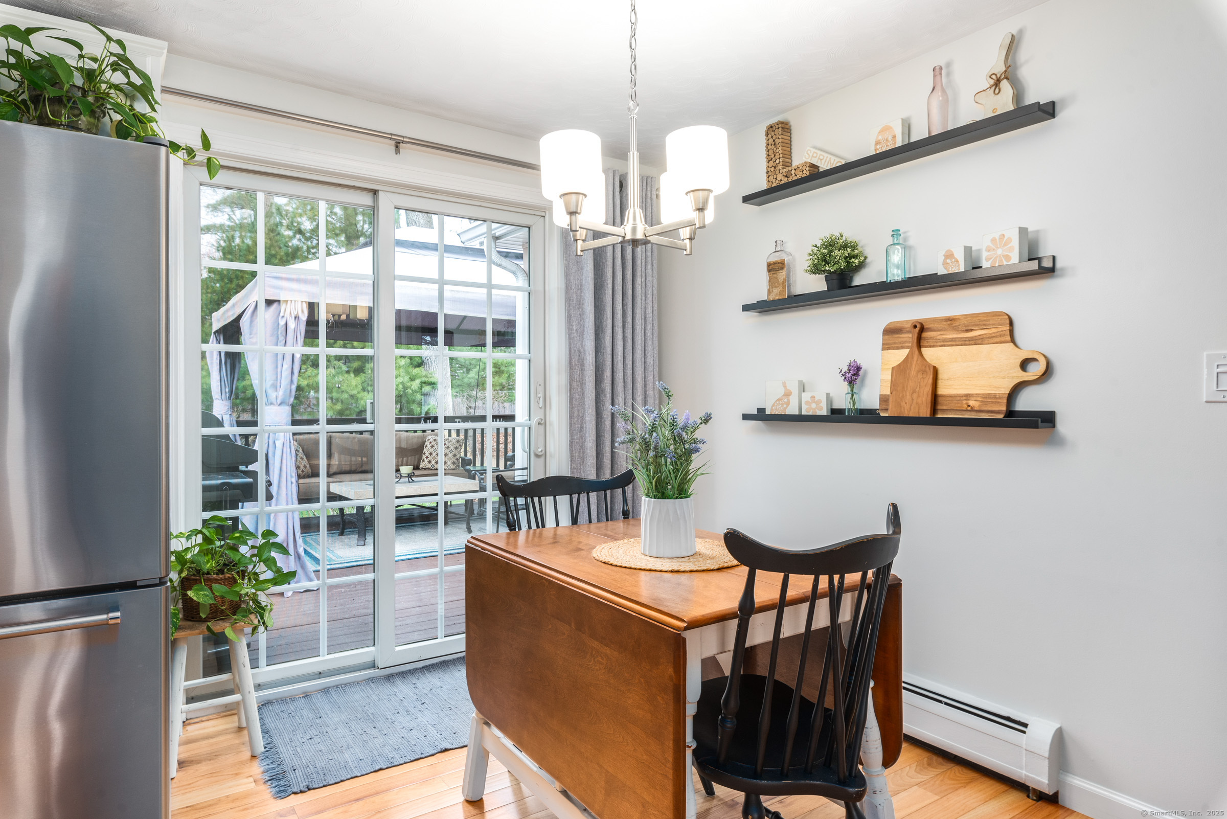 15 Oakwood Street