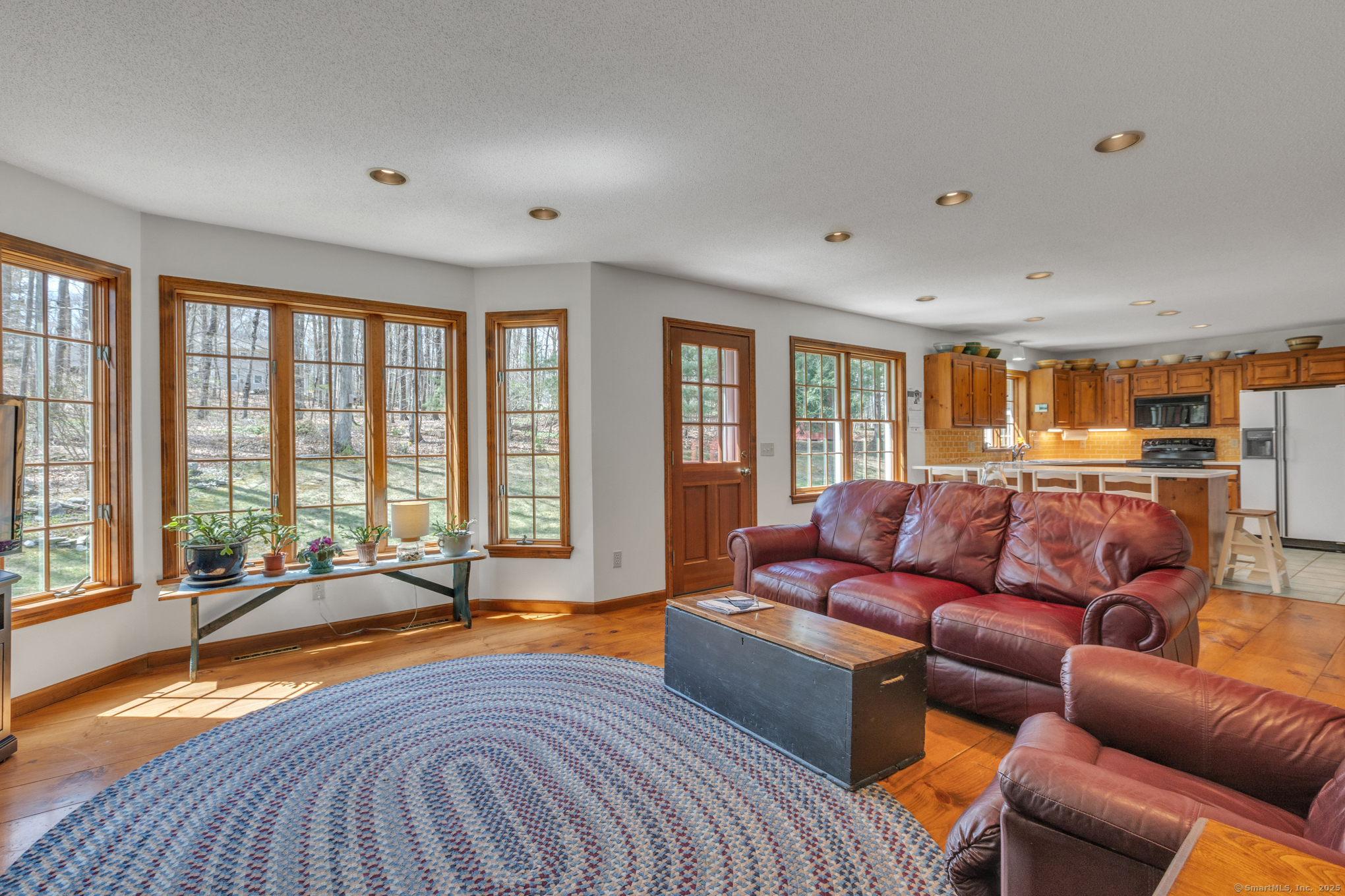 12 Dilaj Drive
