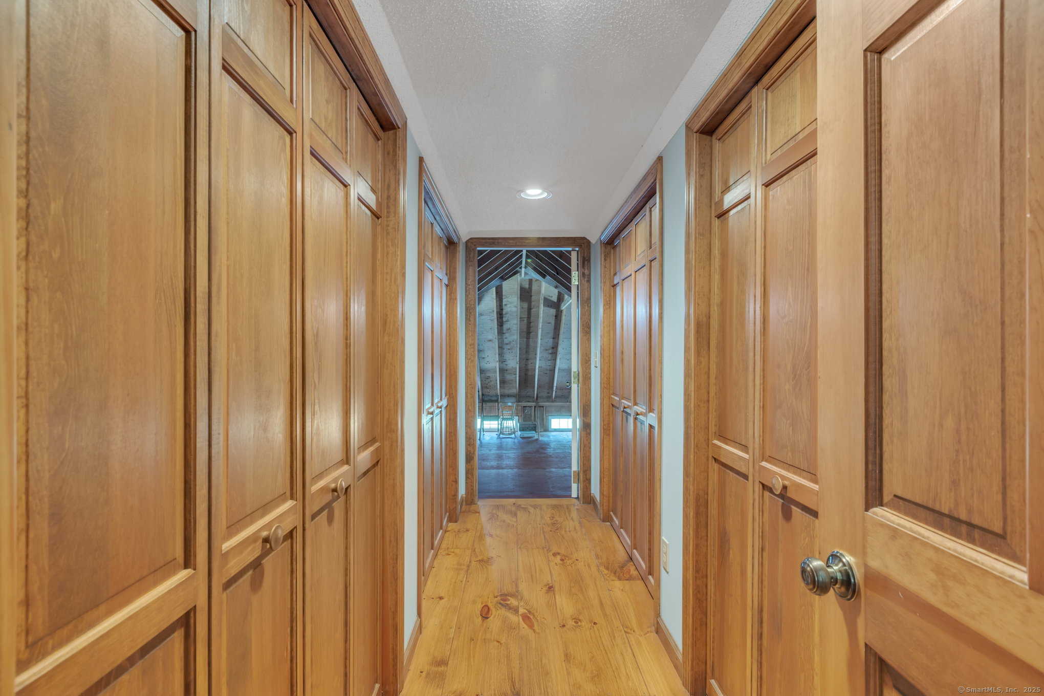 12 Dilaj Drive