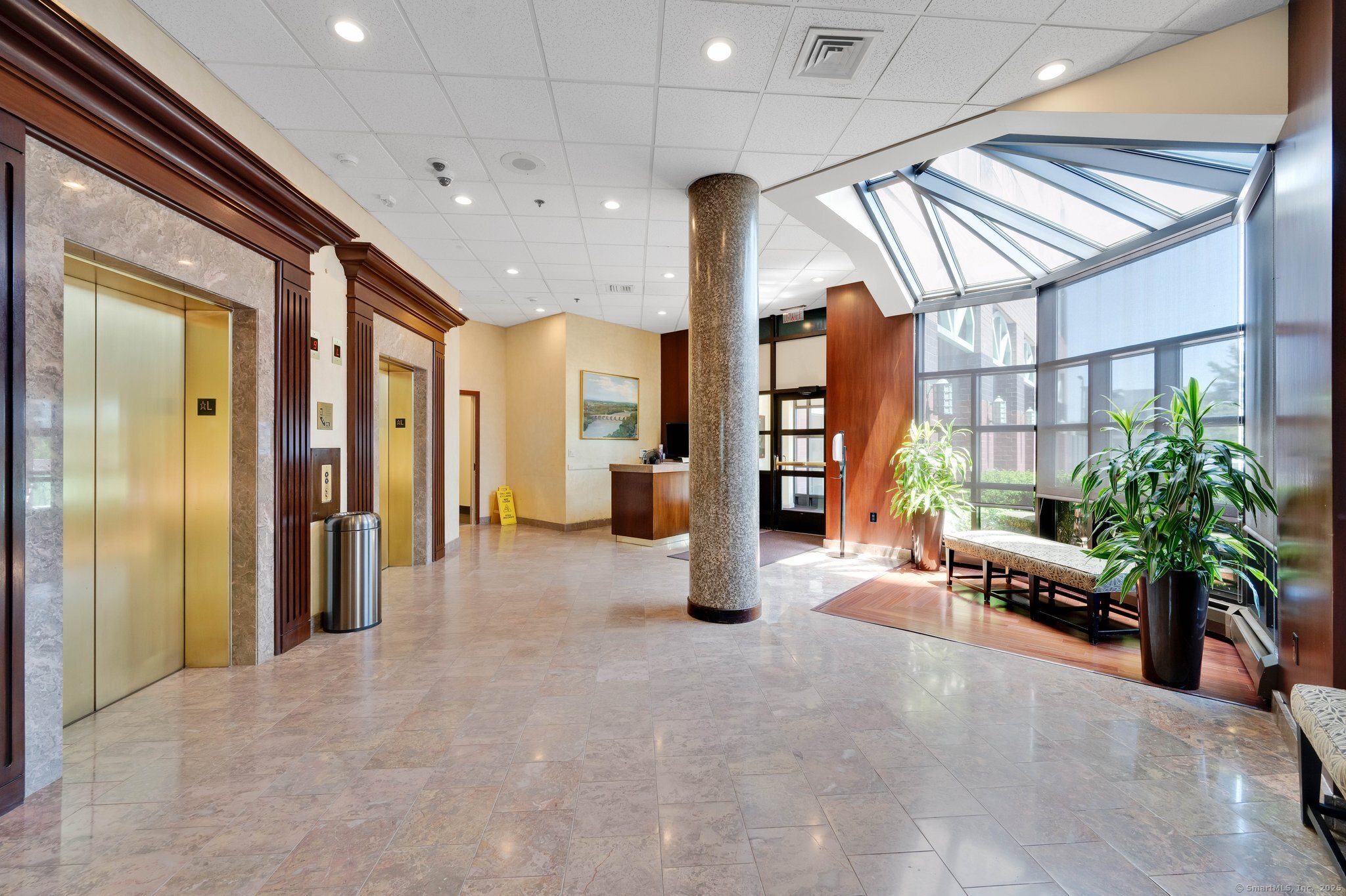 235 East River Drive APT 704