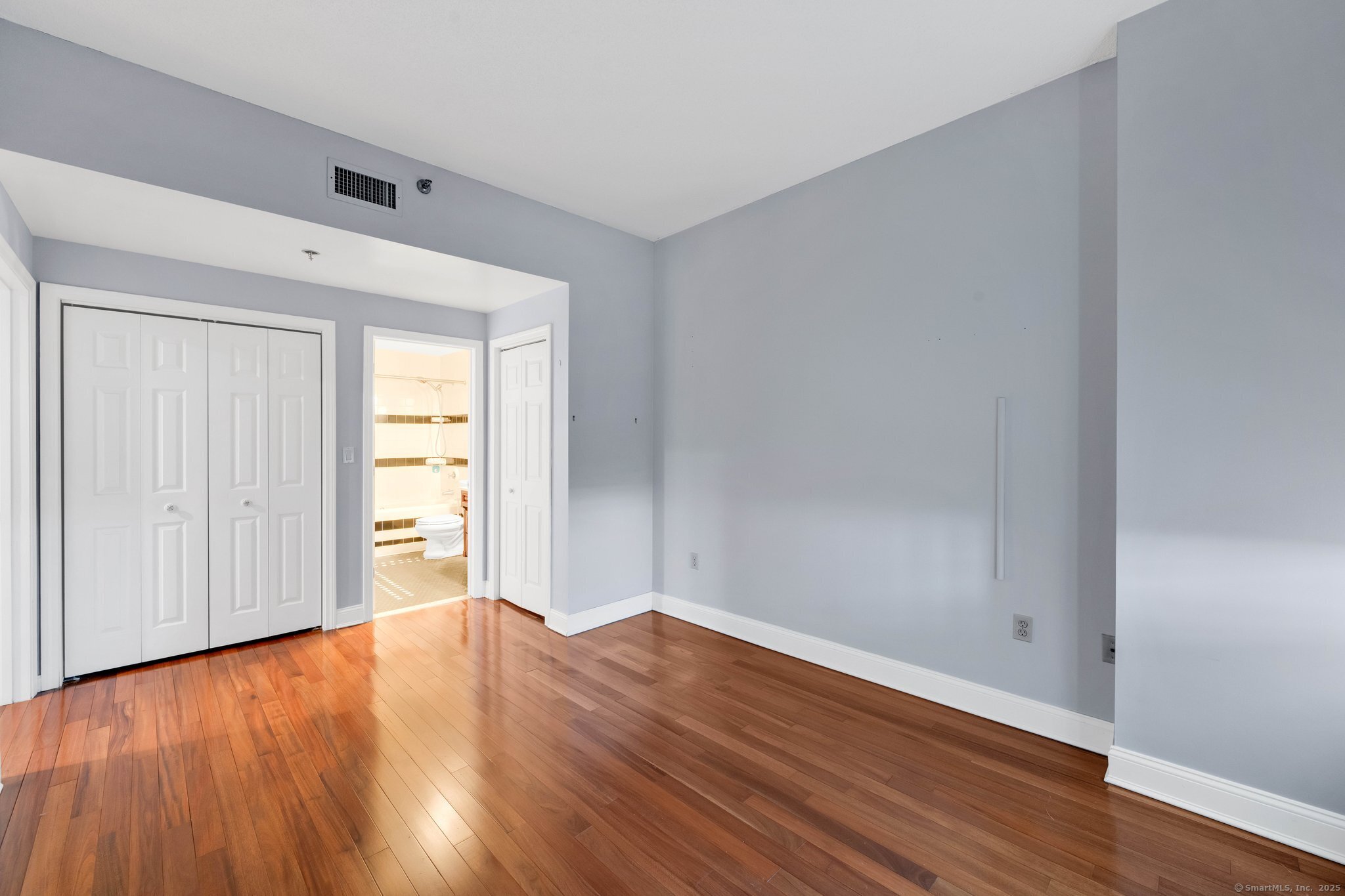 235 East River Drive APT 704