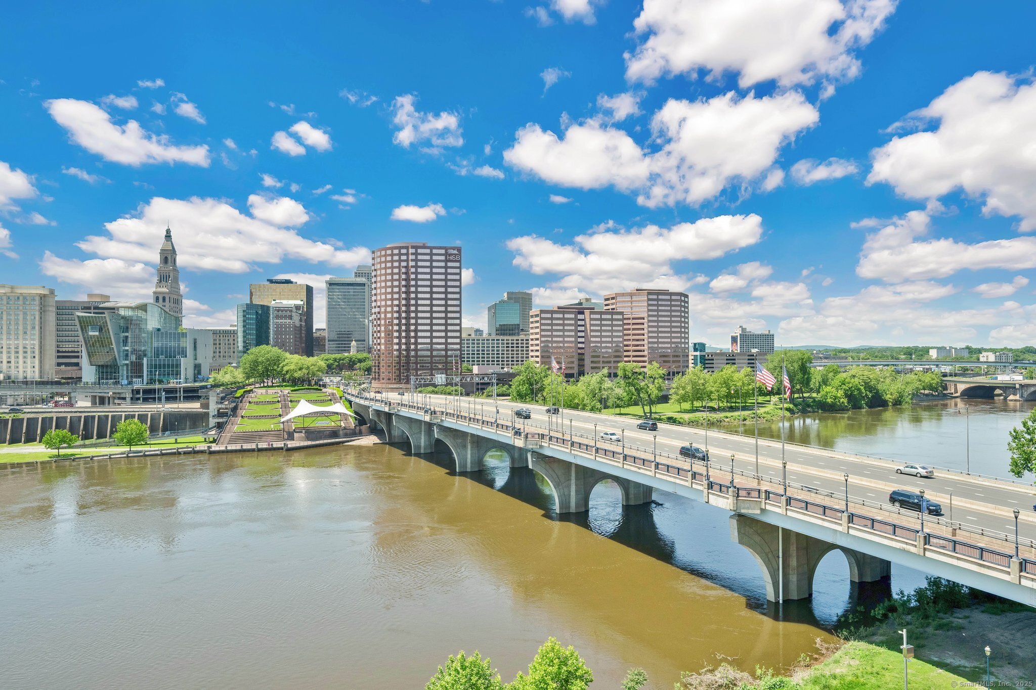 235 East River Drive APT 704